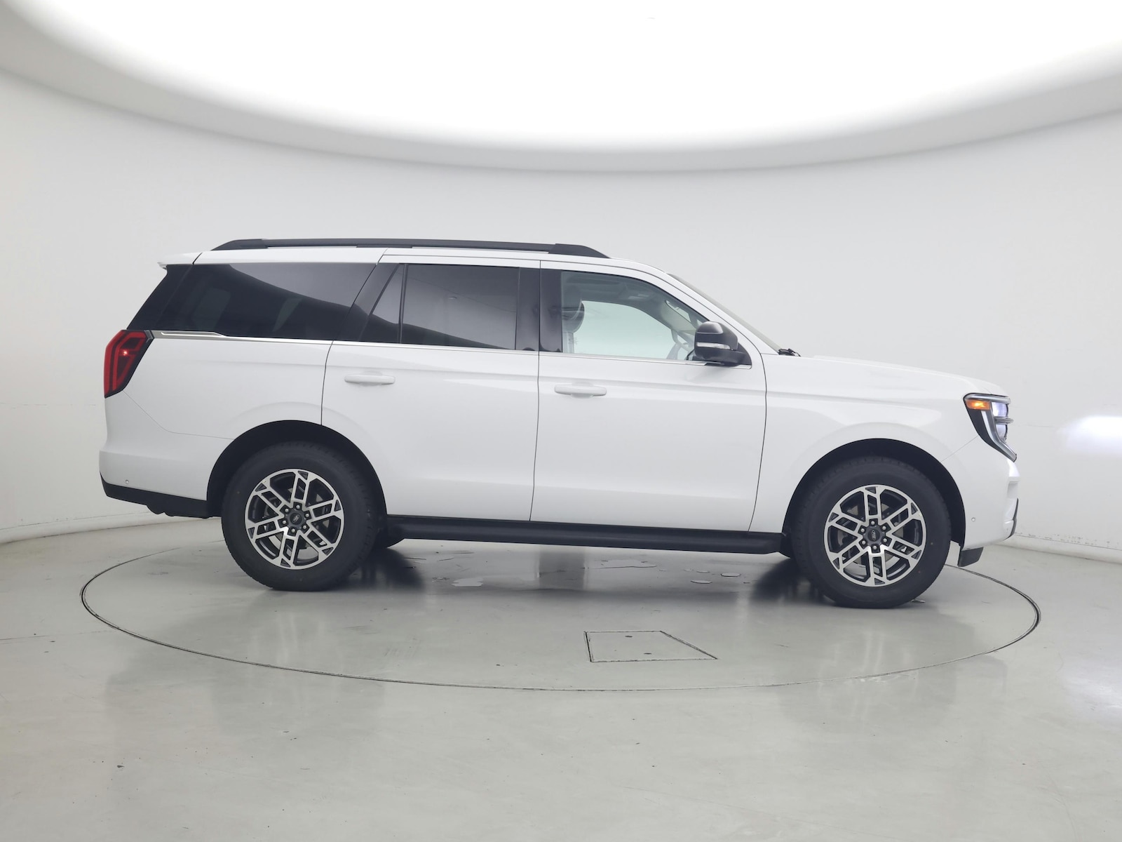 2025 Ford Expedition Active - Photo 8