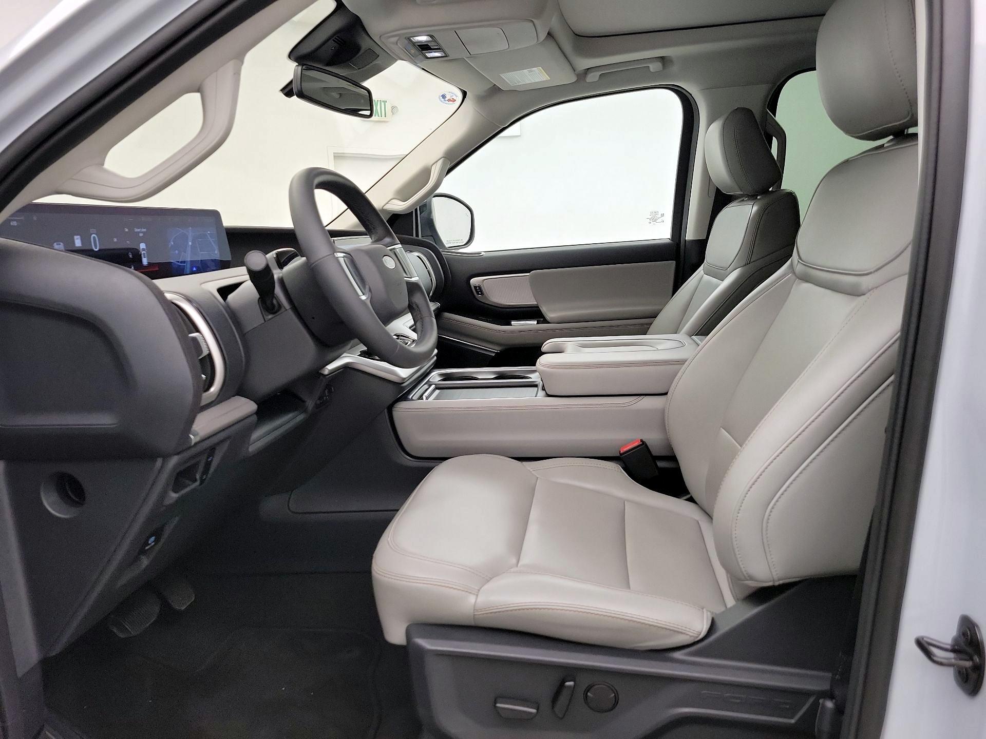 Thumbnail: 2025 Ford Expedition MAX - 11