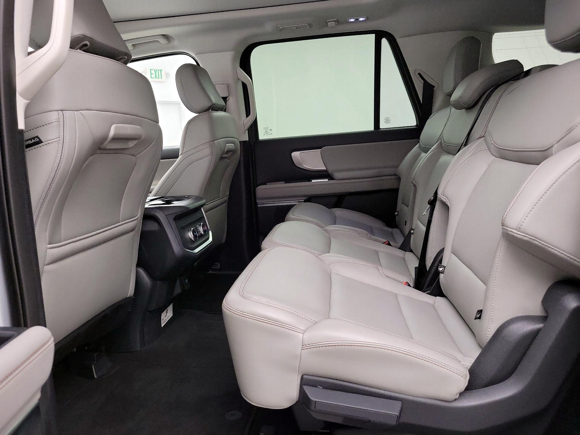 Thumbnail: 2025 Ford Expedition MAX - 20