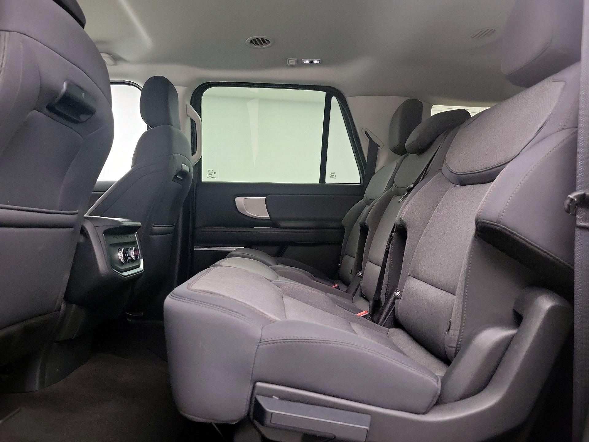 Thumbnail: 2025 Ford Expedition MAX - 19