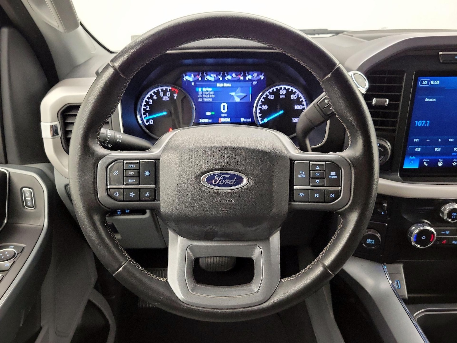 2023 Ford F-150 XLT - Photo 11