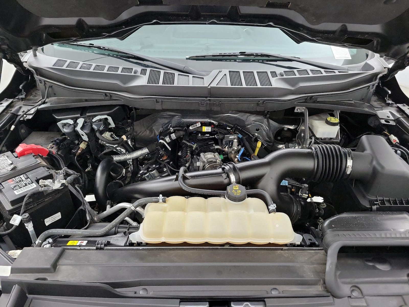 2023 Ford F-150 XLT - Photo 23