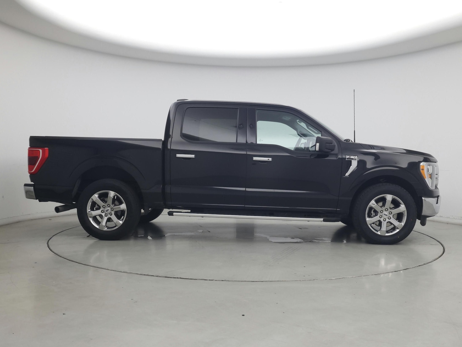 2023 Ford F-150 XLT - Photo 8