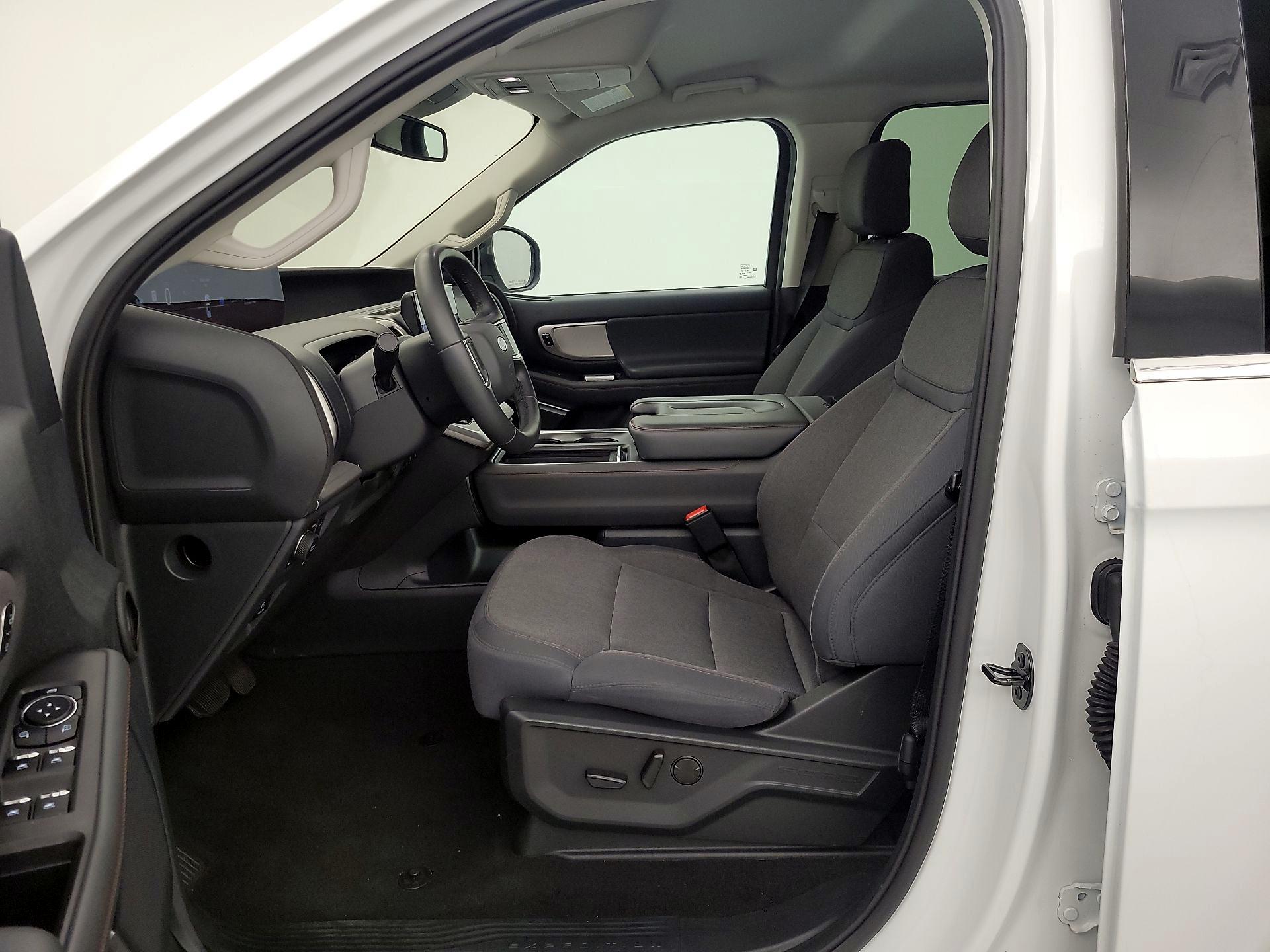 Thumbnail: 2025 Ford Expedition MAX - 11