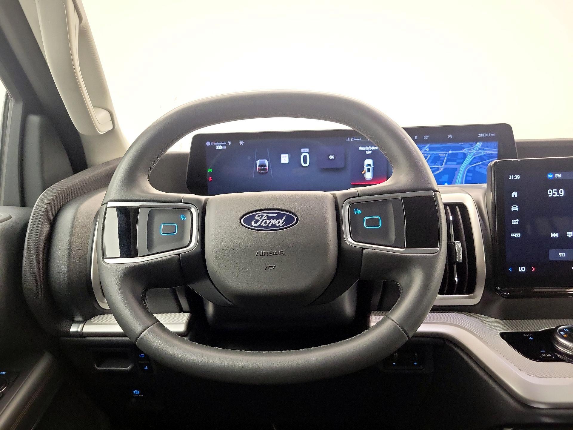 Thumbnail: 2025 Ford Expedition MAX - 10