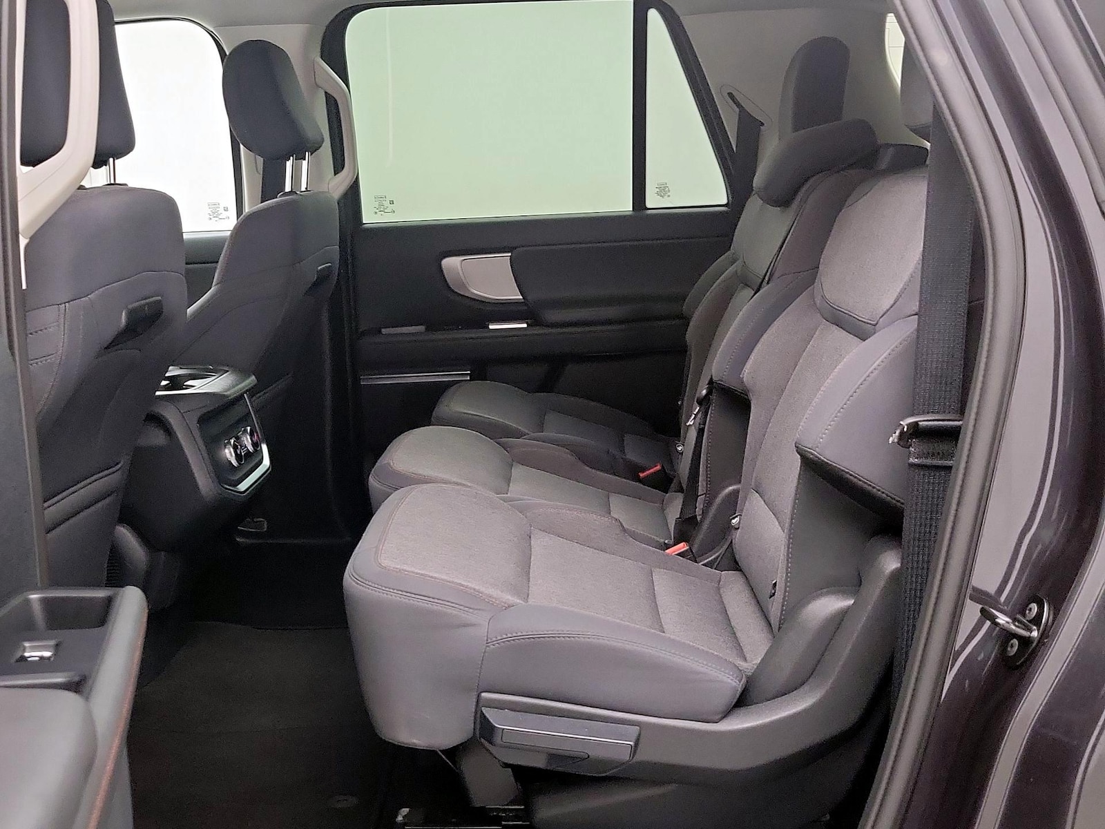 2025 Ford Expedition Active - Photo 21