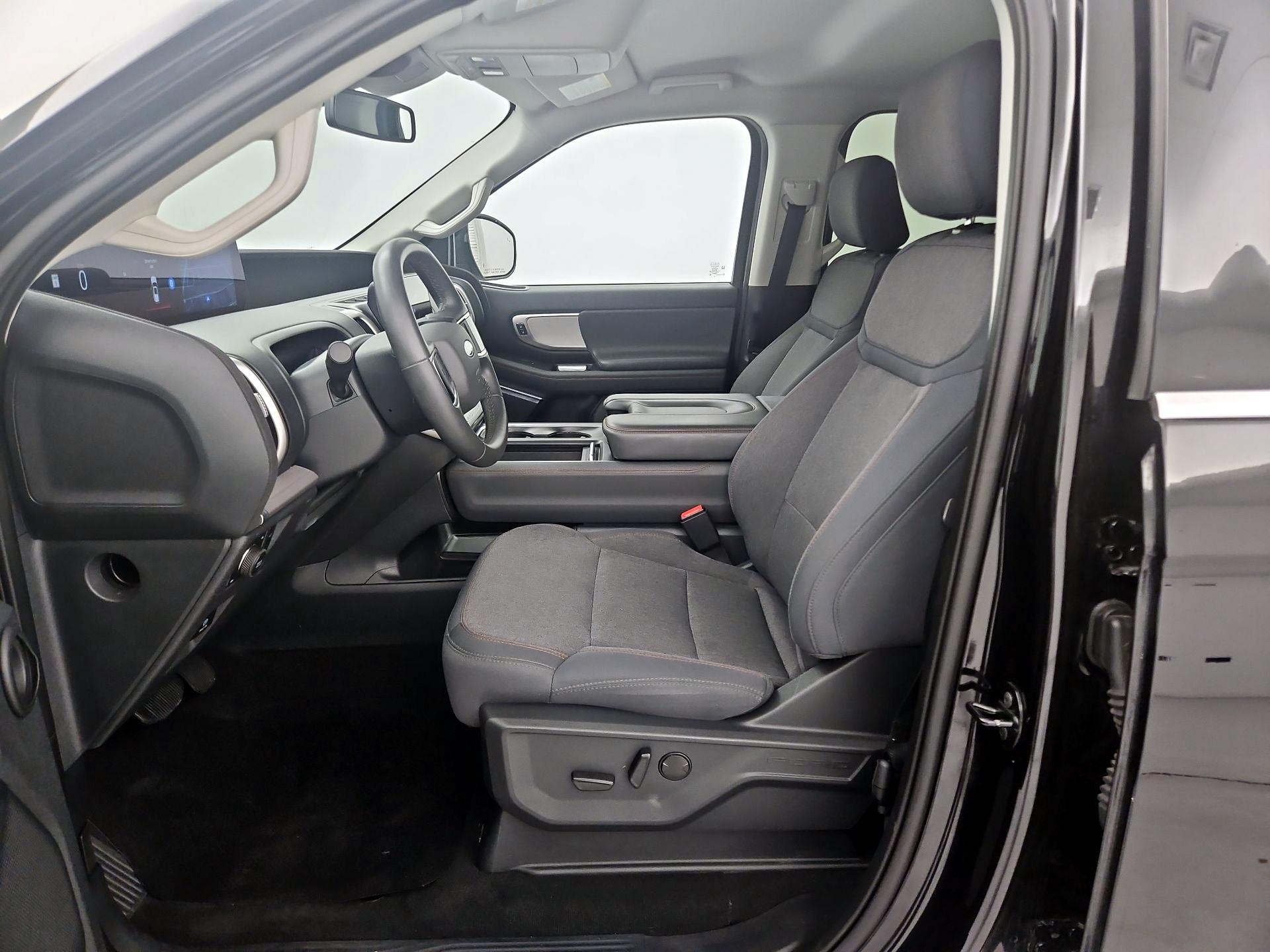 Thumbnail: 2025 Ford Expedition MAX - 11