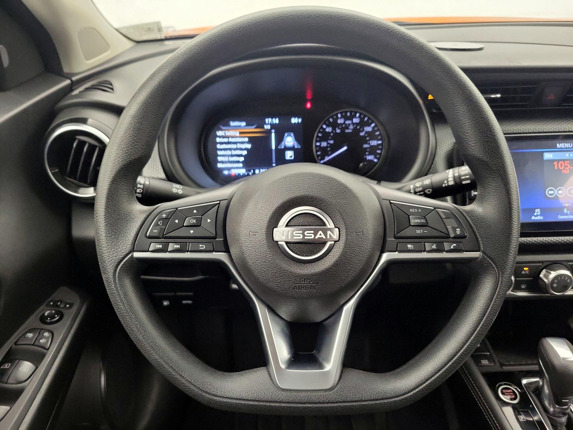 Thumbnail: 2023 Nissan Kicks - 10