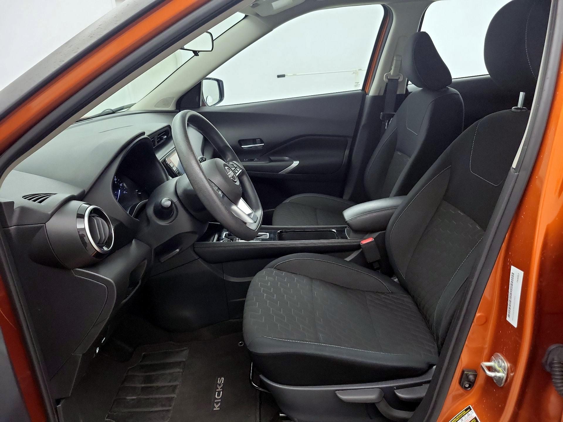 Thumbnail: 2023 Nissan Kicks - 11