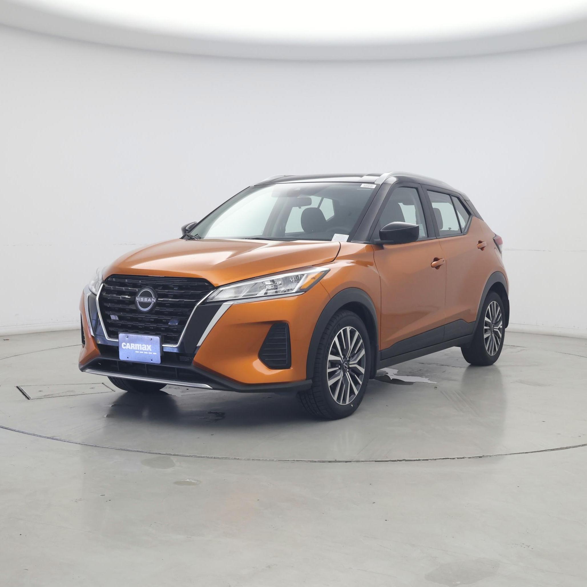 Thumbnail: 2023 Nissan Kicks - 4