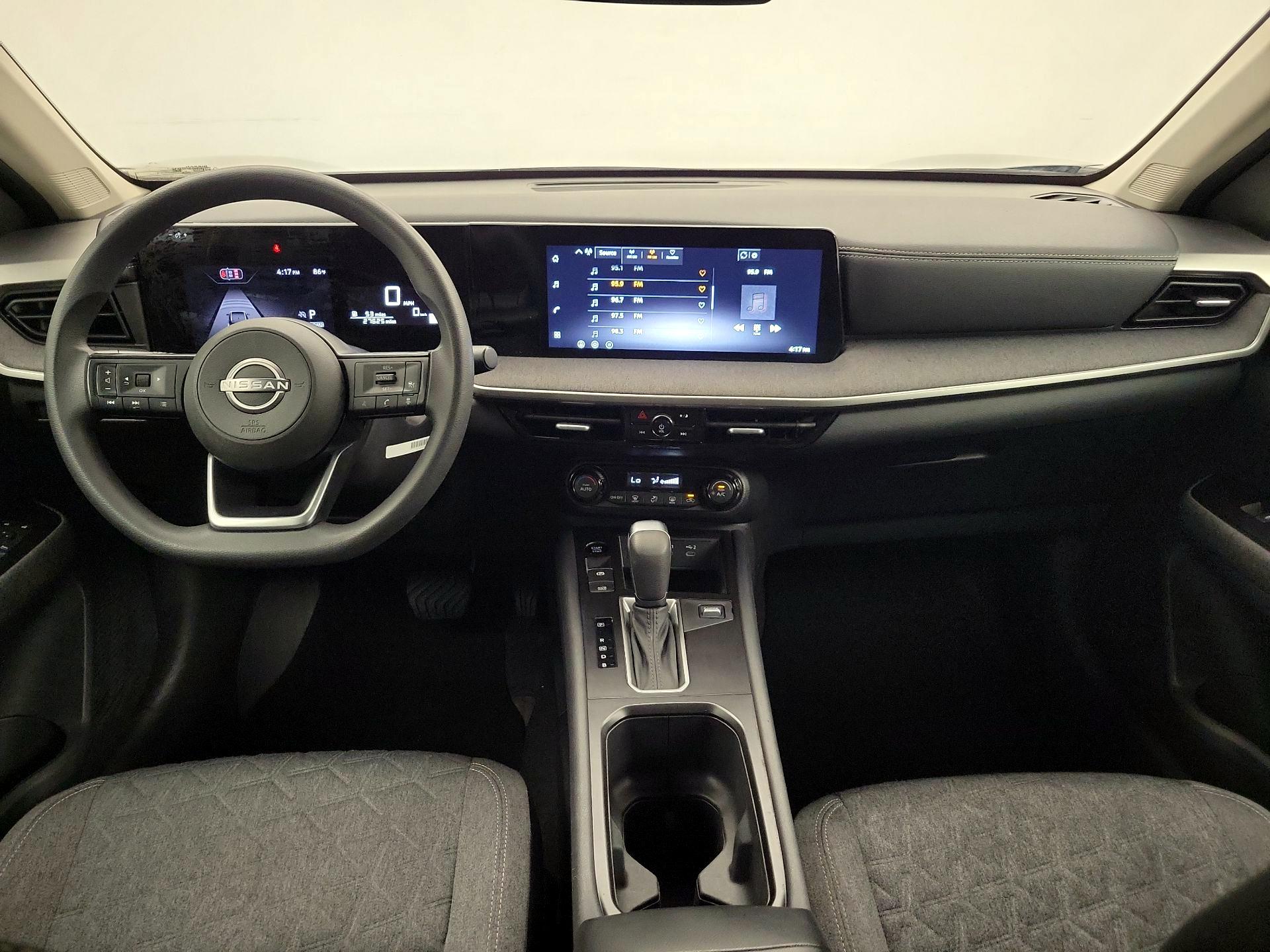 Thumbnail: 2026 Nissan Kicks - 9