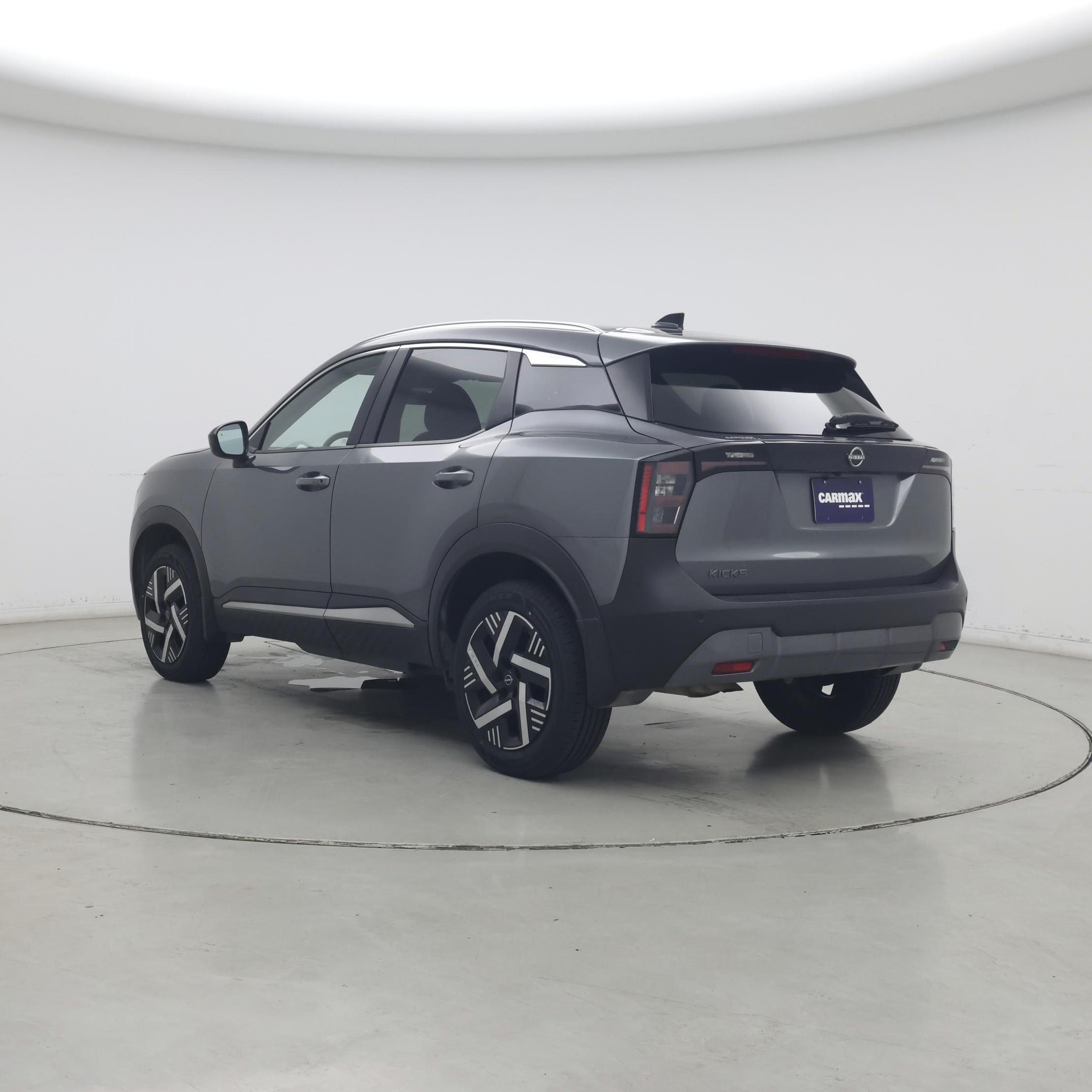 Thumbnail: 2026 Nissan Kicks - 2