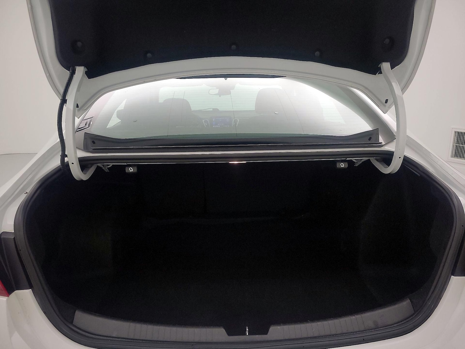 2023 Chevrolet Malibu 1LT - Photo 21
