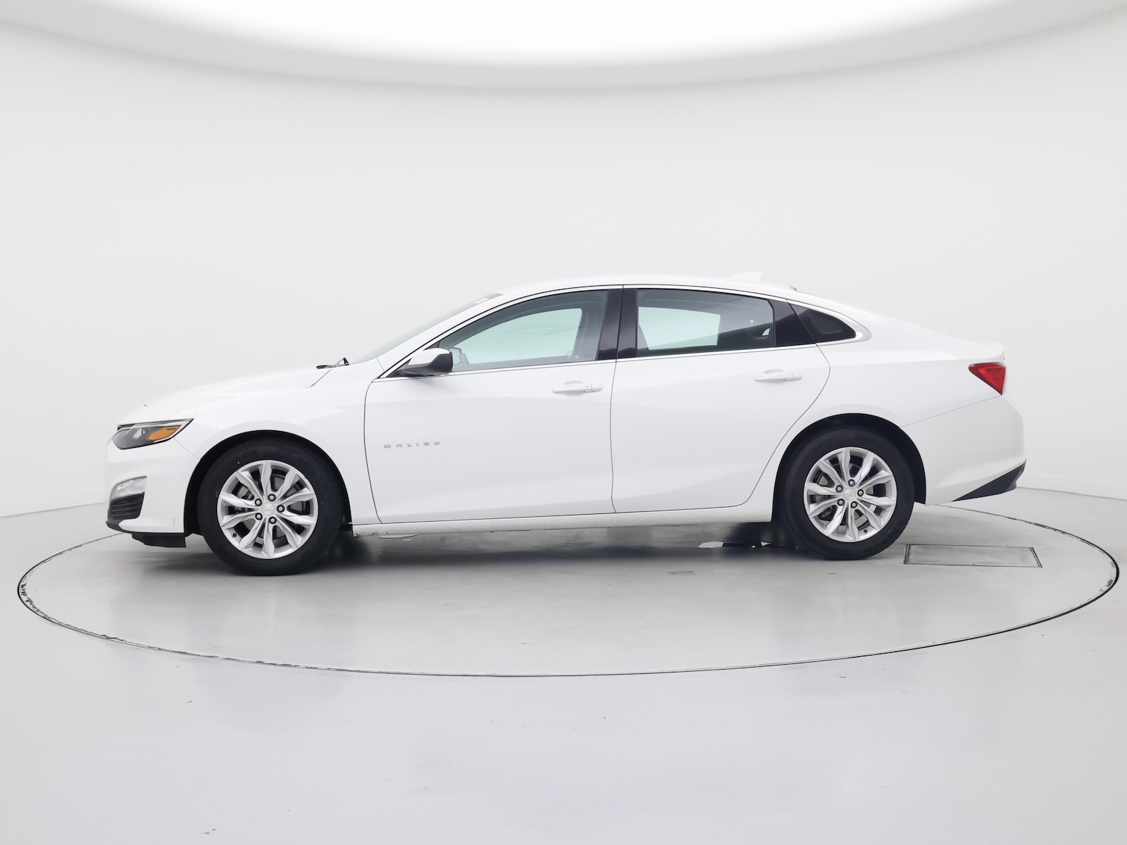 2023 Chevrolet Malibu 1LT - Photo 4