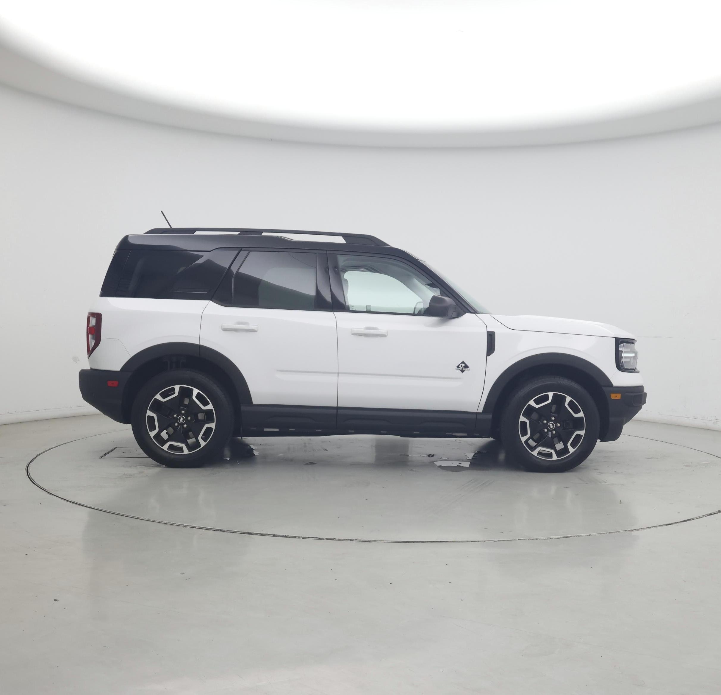 Thumbnail: 2021 Ford Bronco Sport - 7