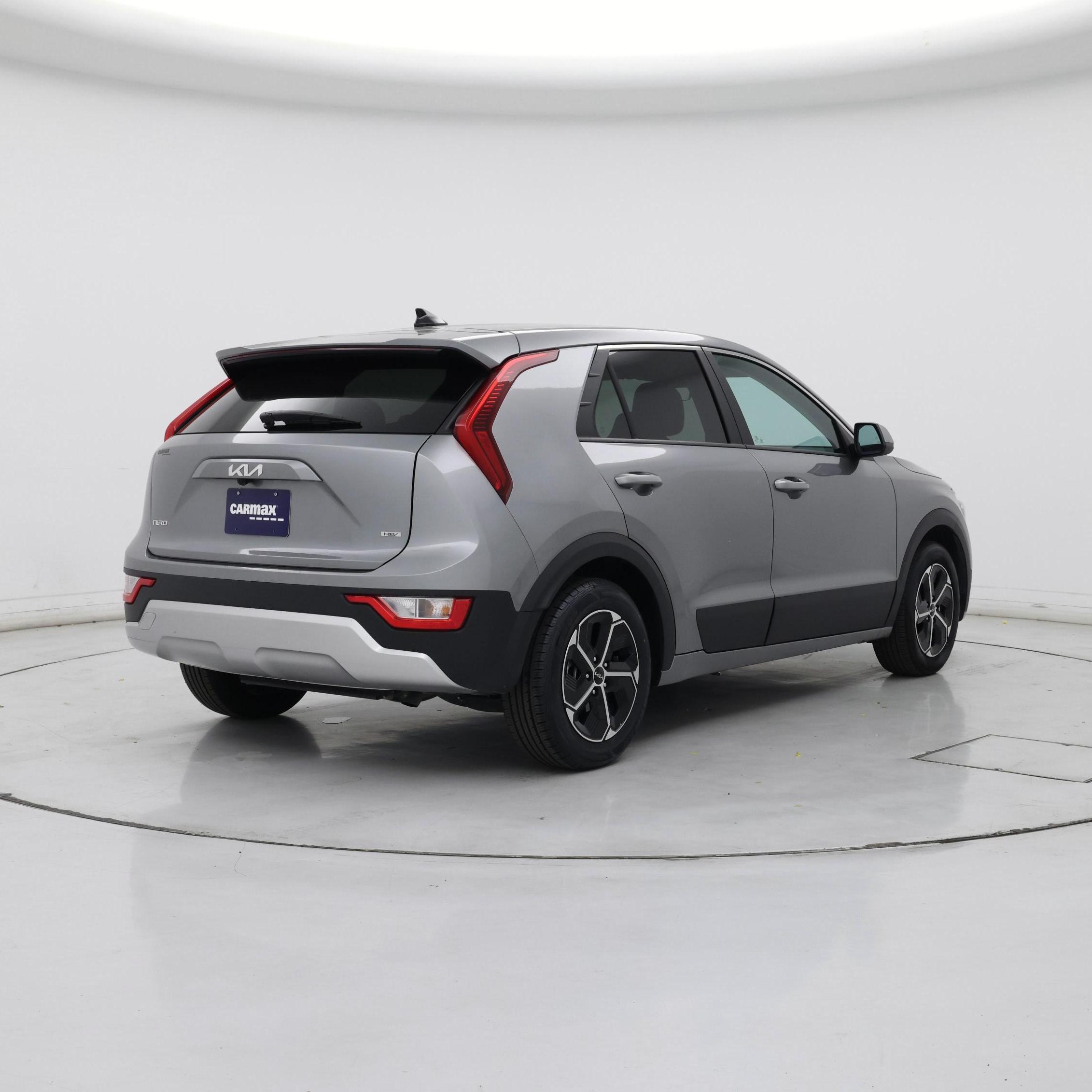 Thumbnail: 2025 Kia Niro - 8