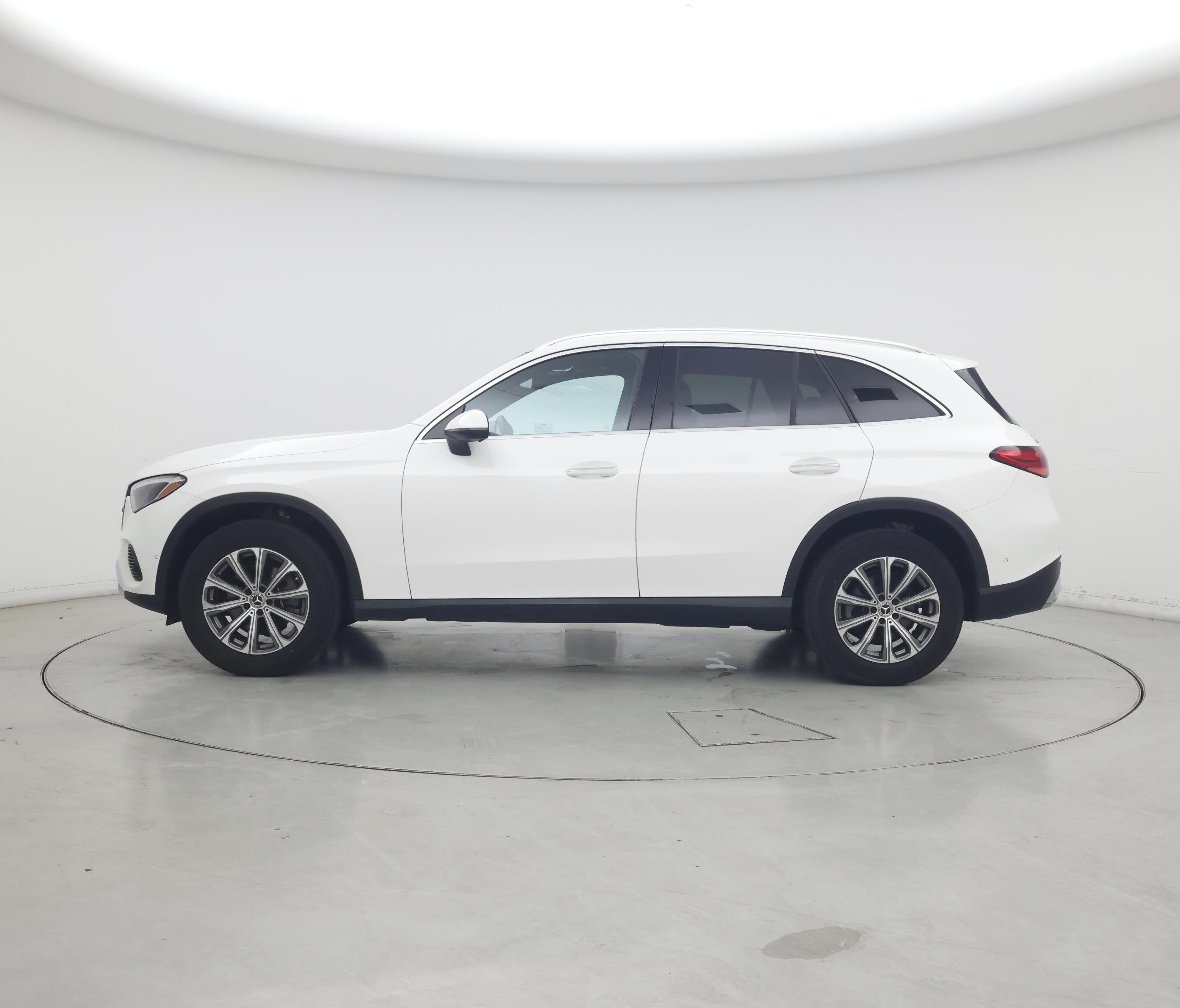 Thumbnail: 2024 Mercedes-Benz GLC - 3