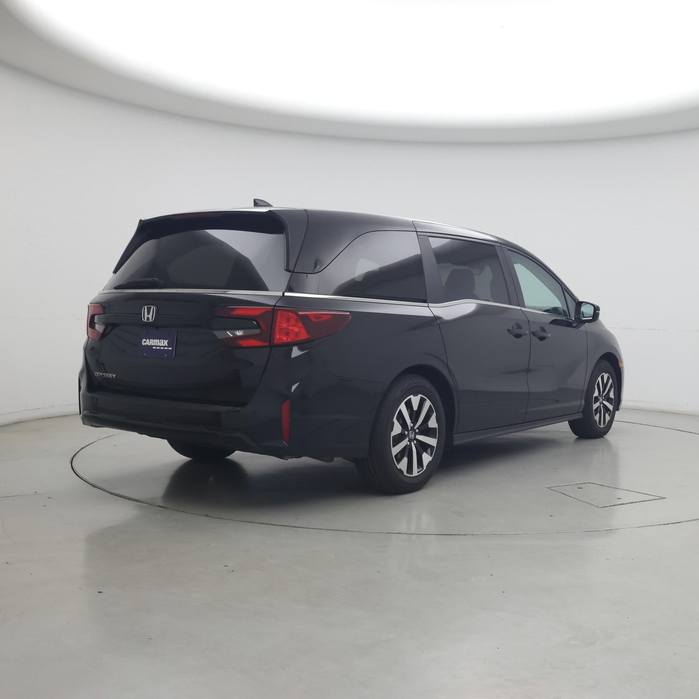 Thumbnail: 2026 Honda Odyssey - 8
