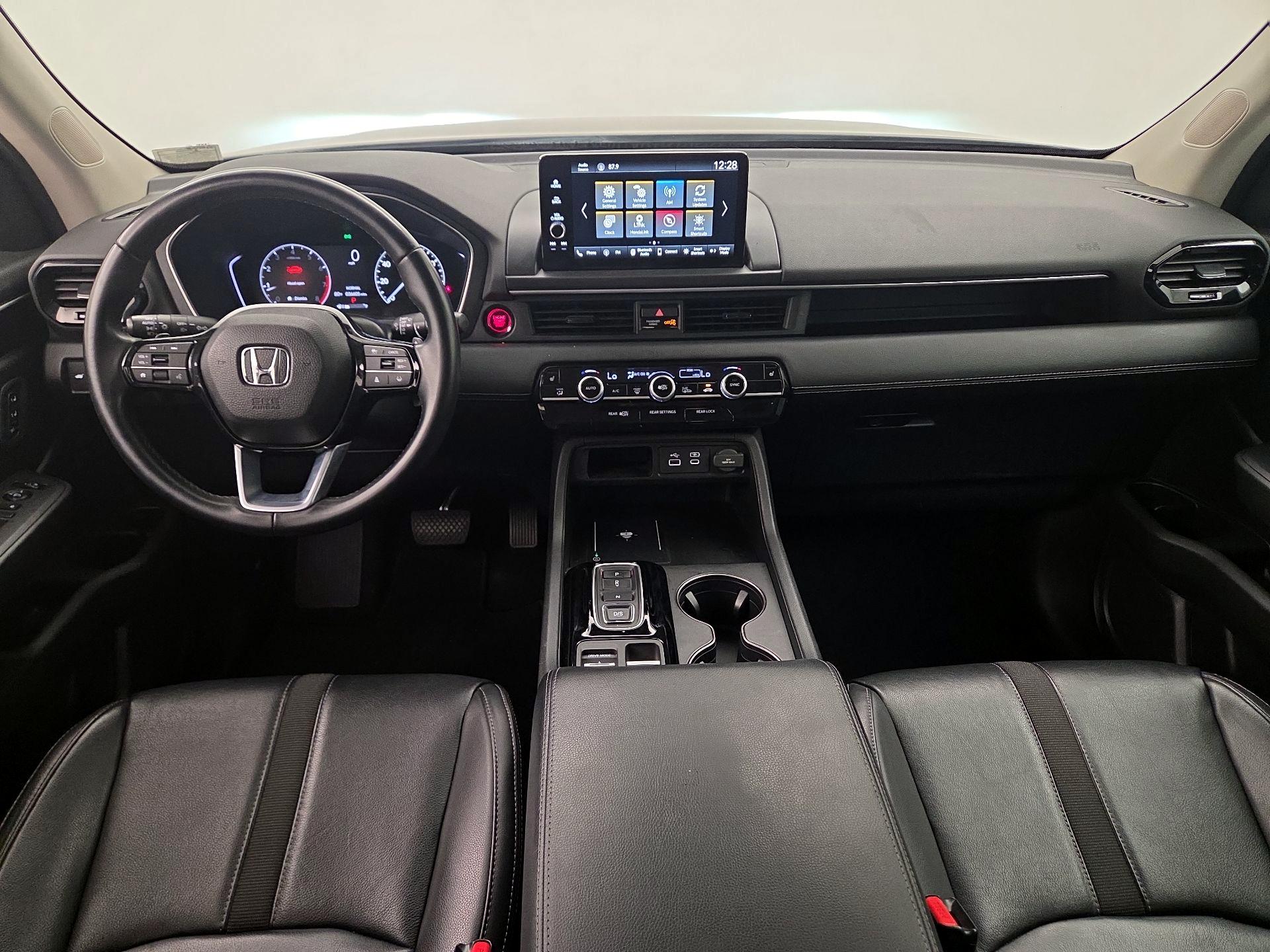 Thumbnail: 2023 Honda Pilot - 9