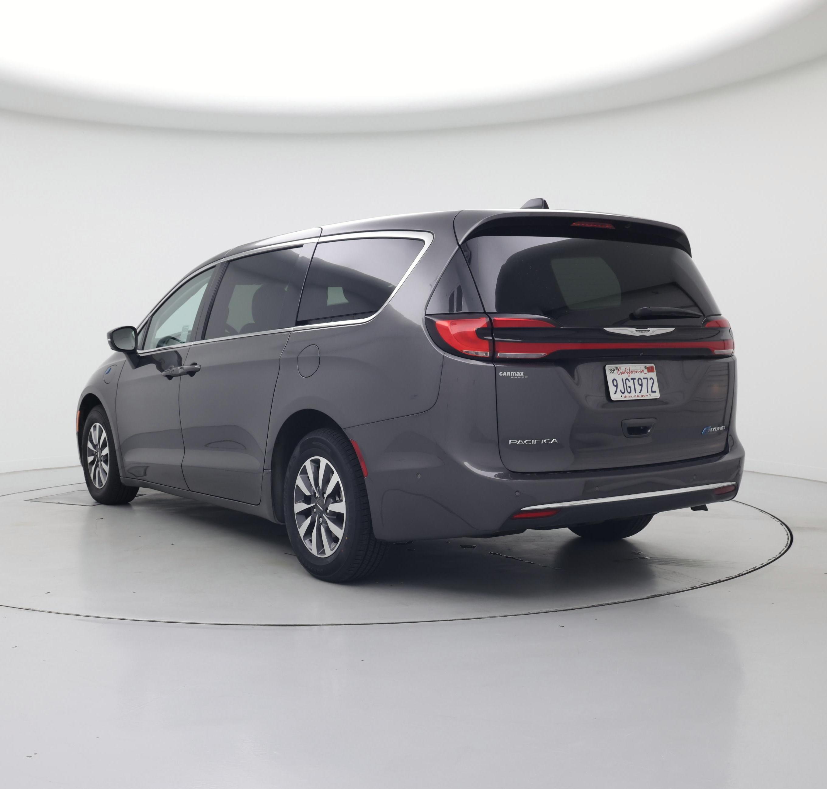 Thumbnail: 2023 Chrysler Pacifica - 2
