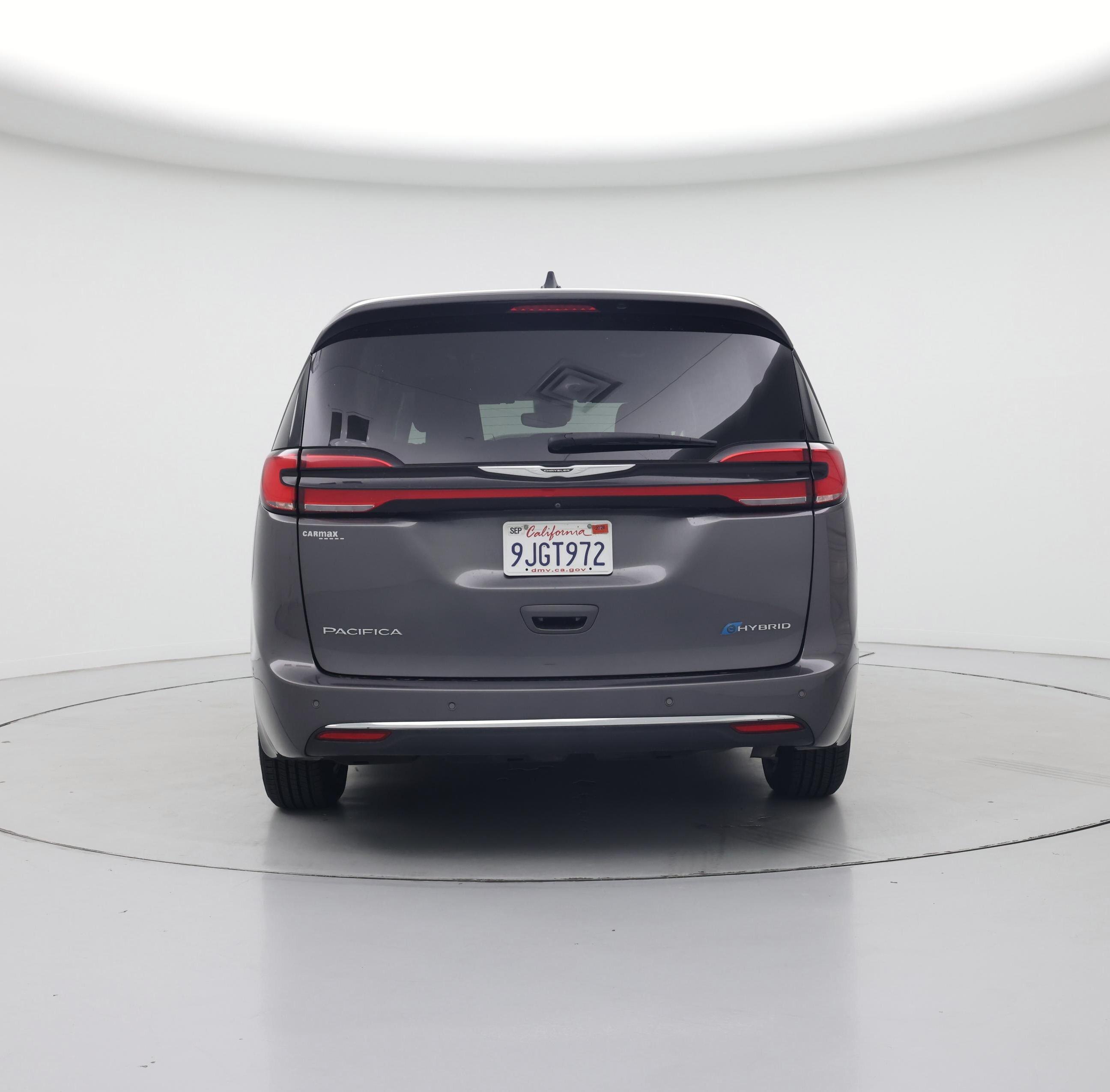 Thumbnail: 2023 Chrysler Pacifica - 6