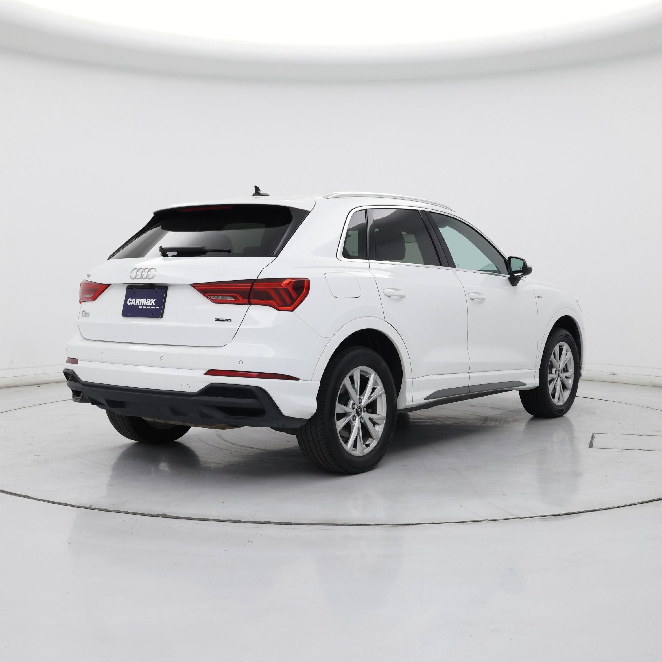 Thumbnail: 2024 Audi Q3 - 8