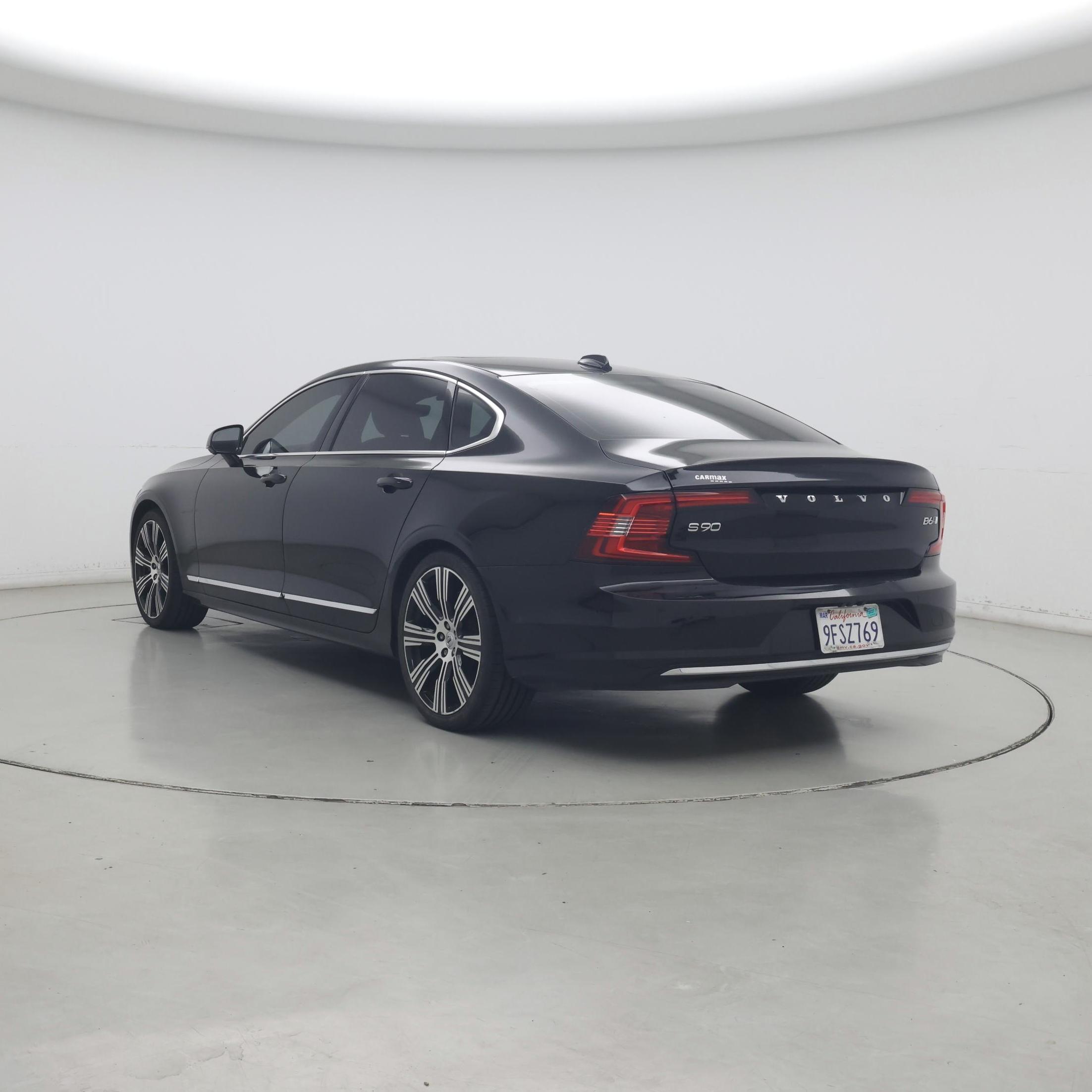 Thumbnail: 2023 Volvo S90 - 2