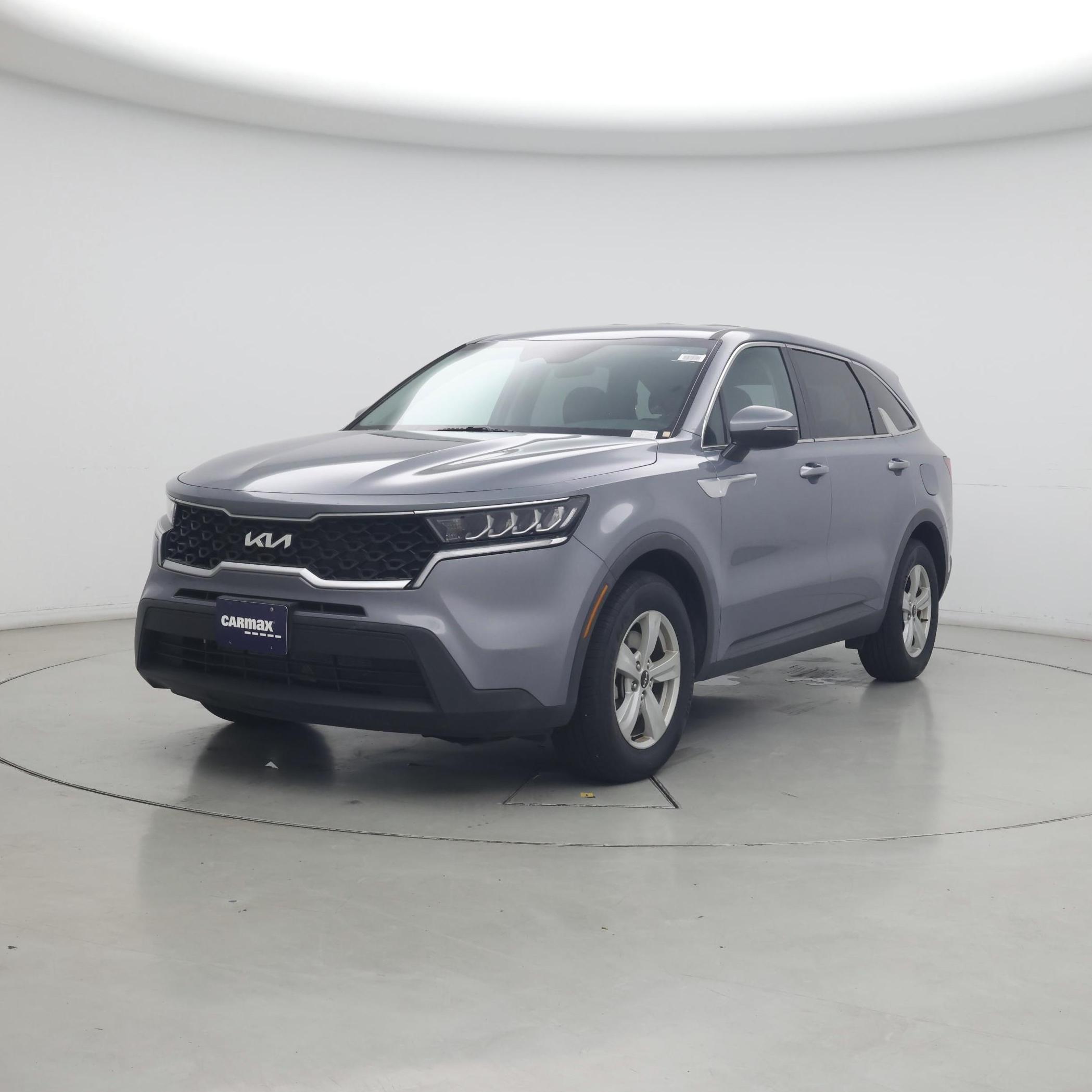 Thumbnail: 2023 Kia Sorento - 4
