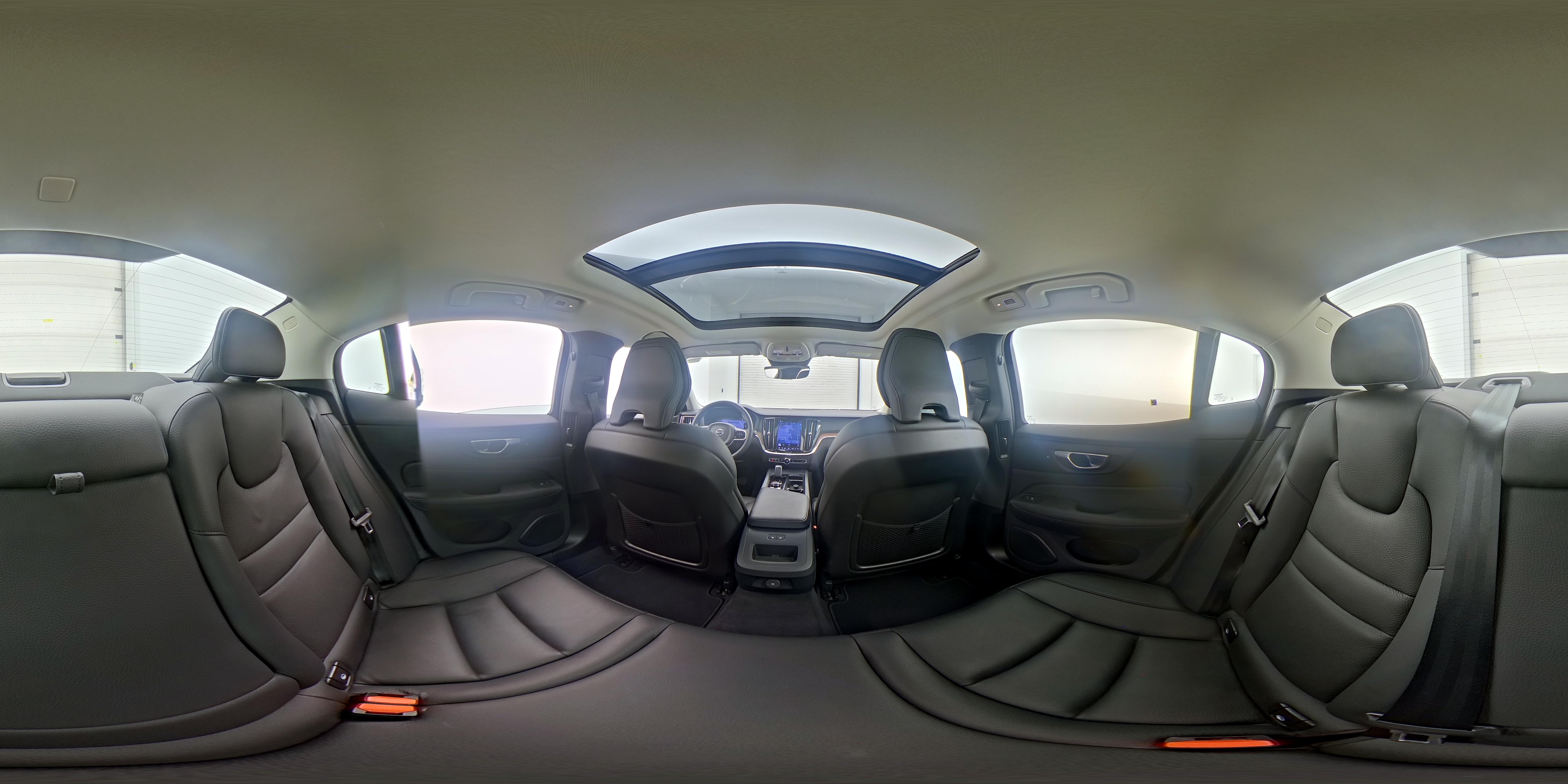 2024 Volvo S60 Plus - Photo 27