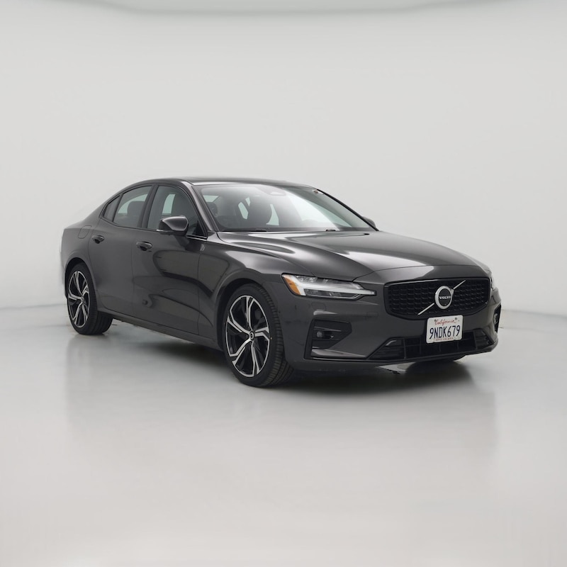 2024 Volvo S60 B5 Core Dark Theme