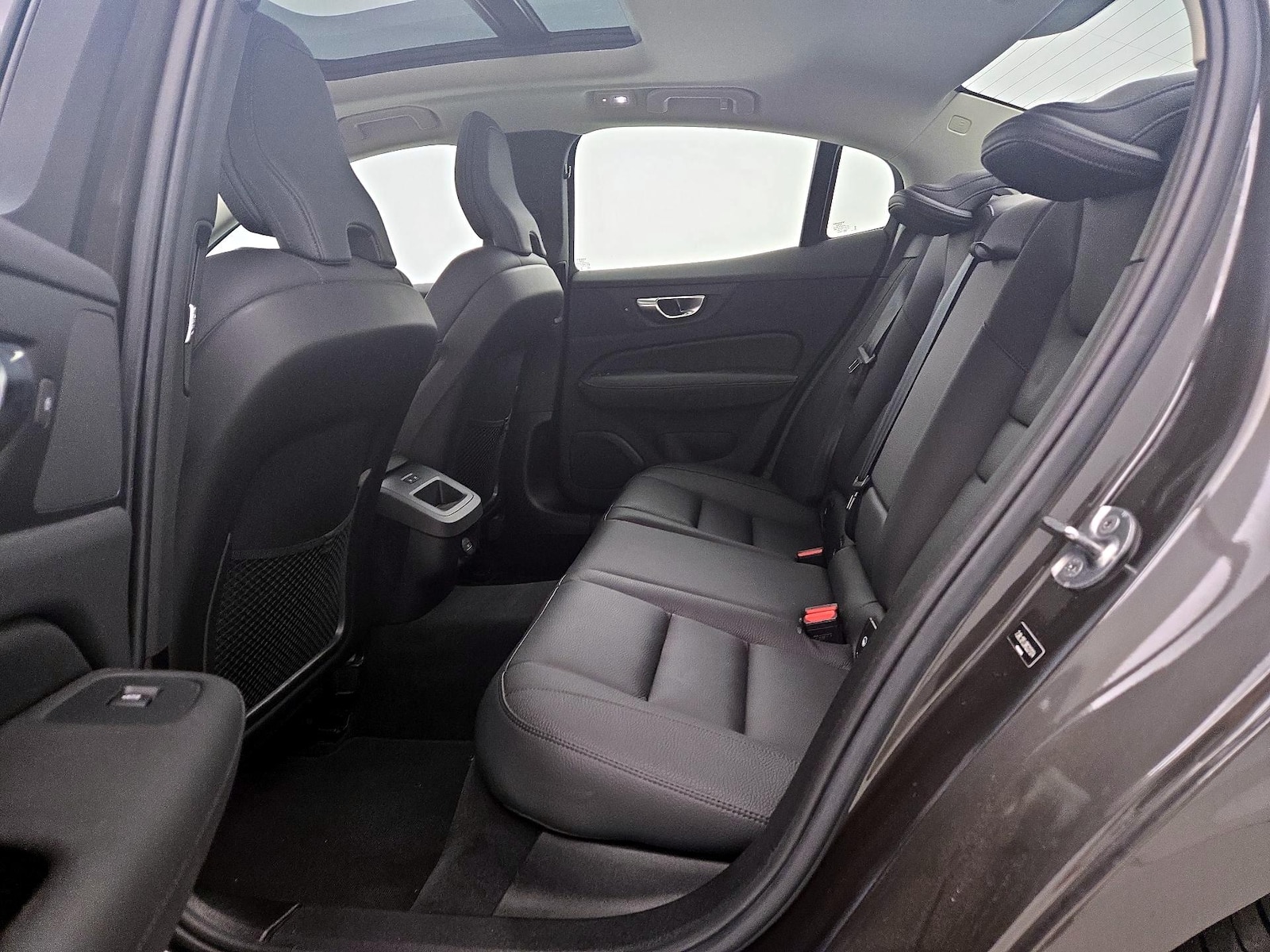 2024 Volvo S60 Plus - Photo 22