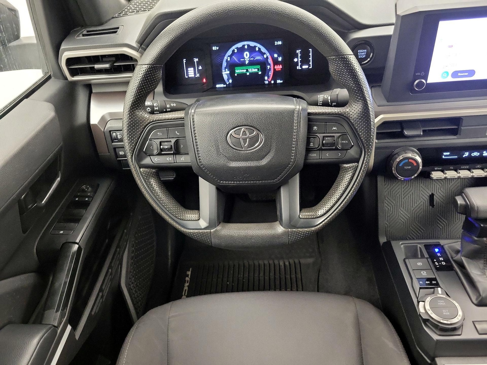 2024 Toyota Tacoma SR5 - Photo 11