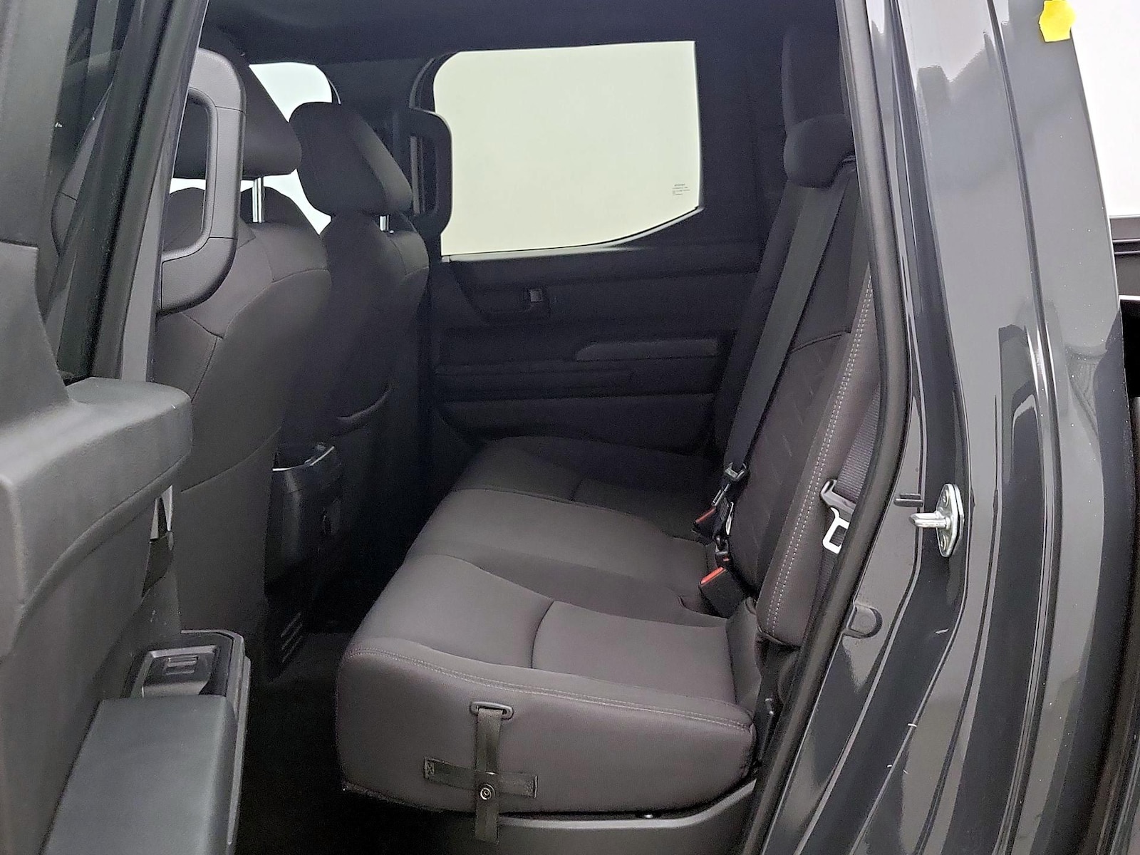 2024 Toyota Tacoma SR5 - Photo 20