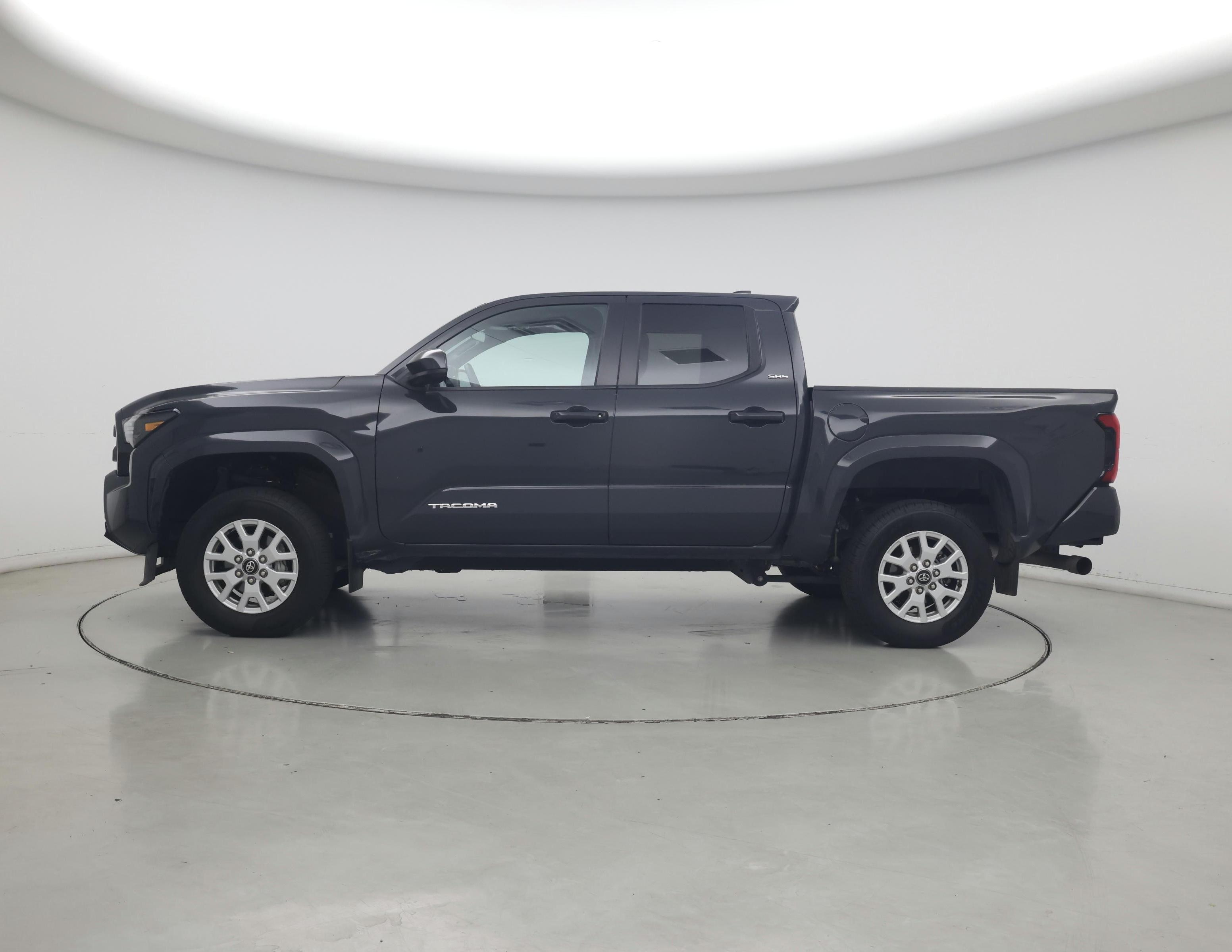 Thumbnail: 2024 Toyota Tacoma - 3