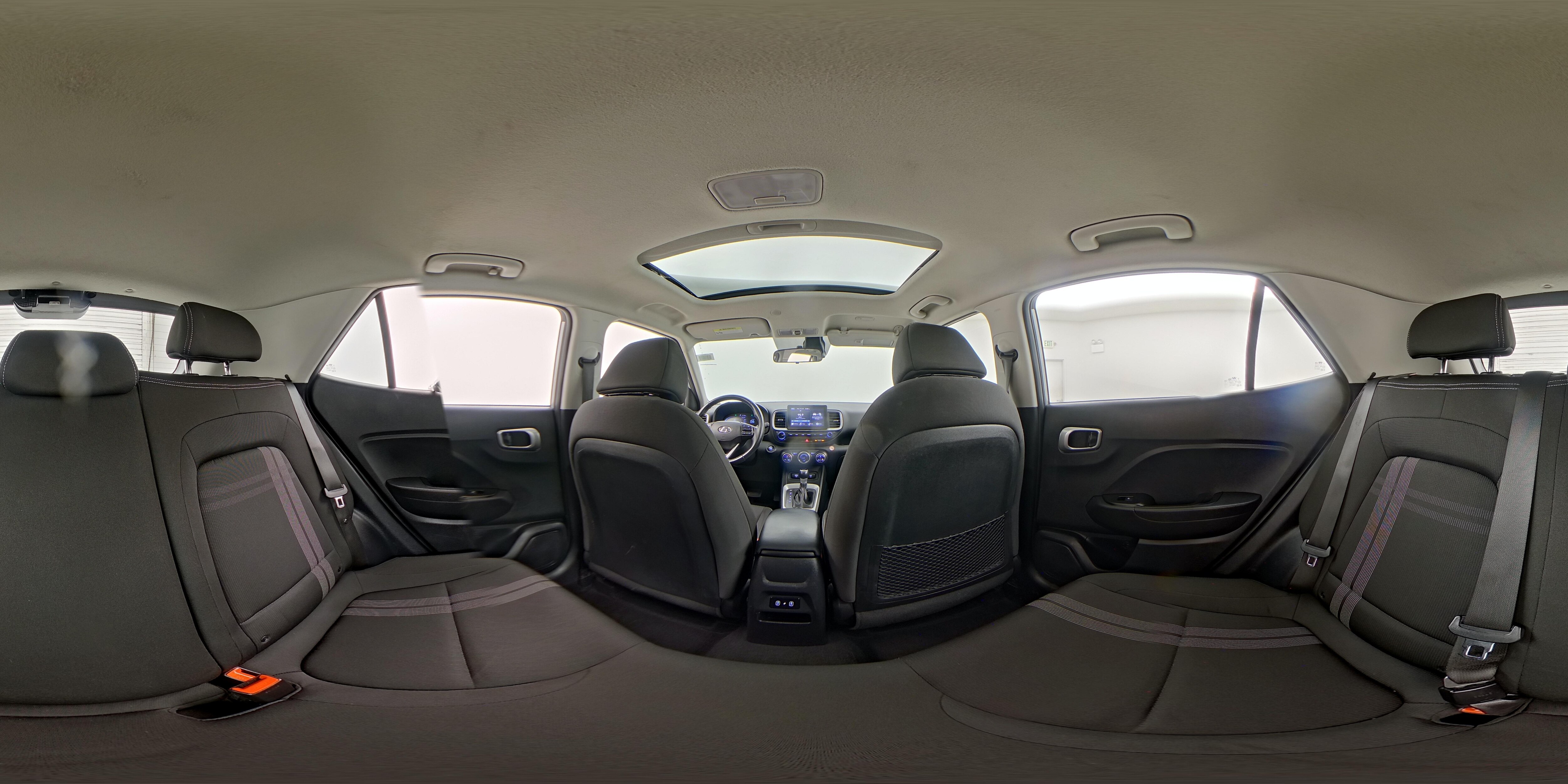 2024 Hyundai Venue SEL - Photo 26