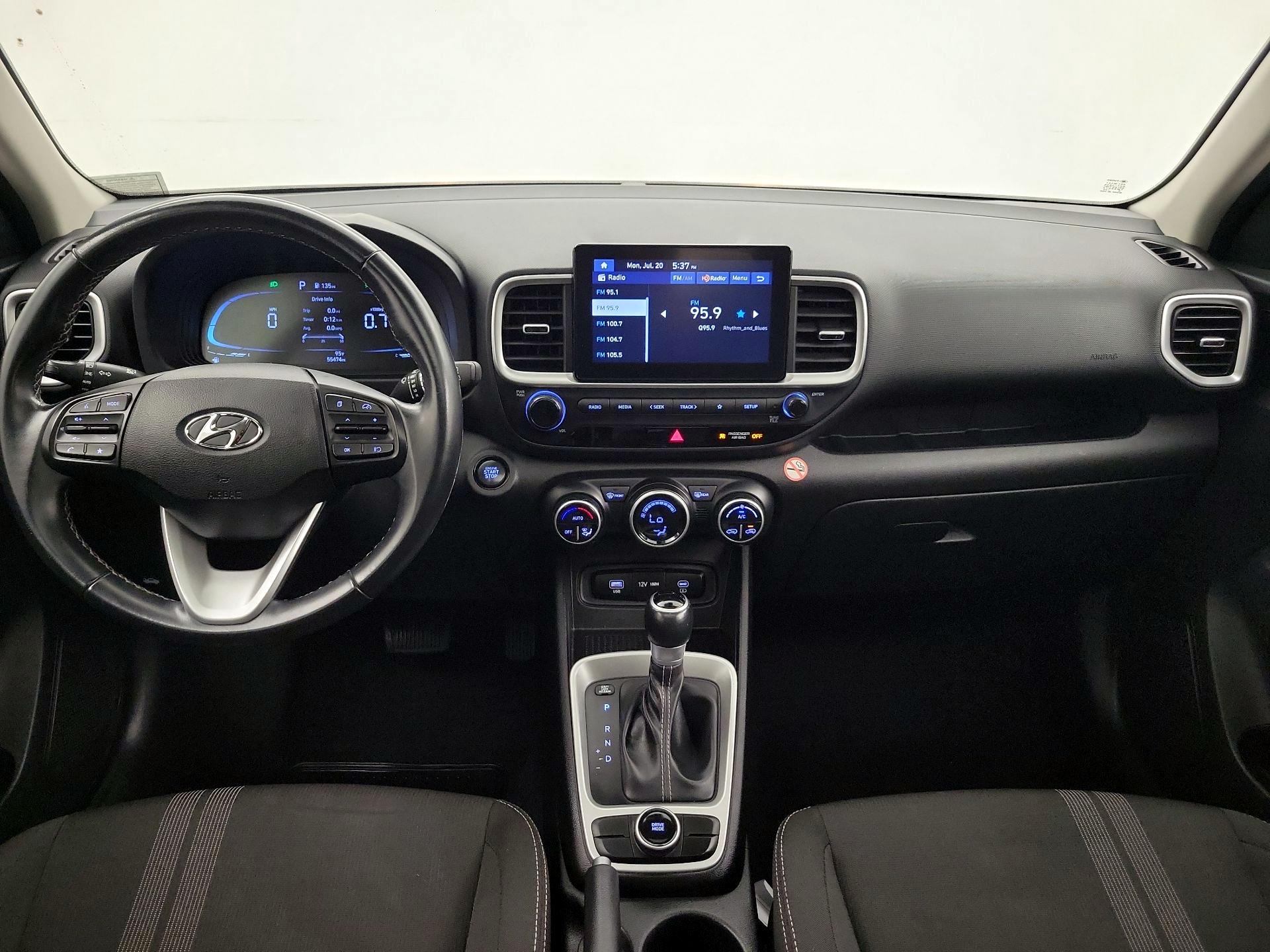 Thumbnail: 2024 Hyundai Venue - 9
