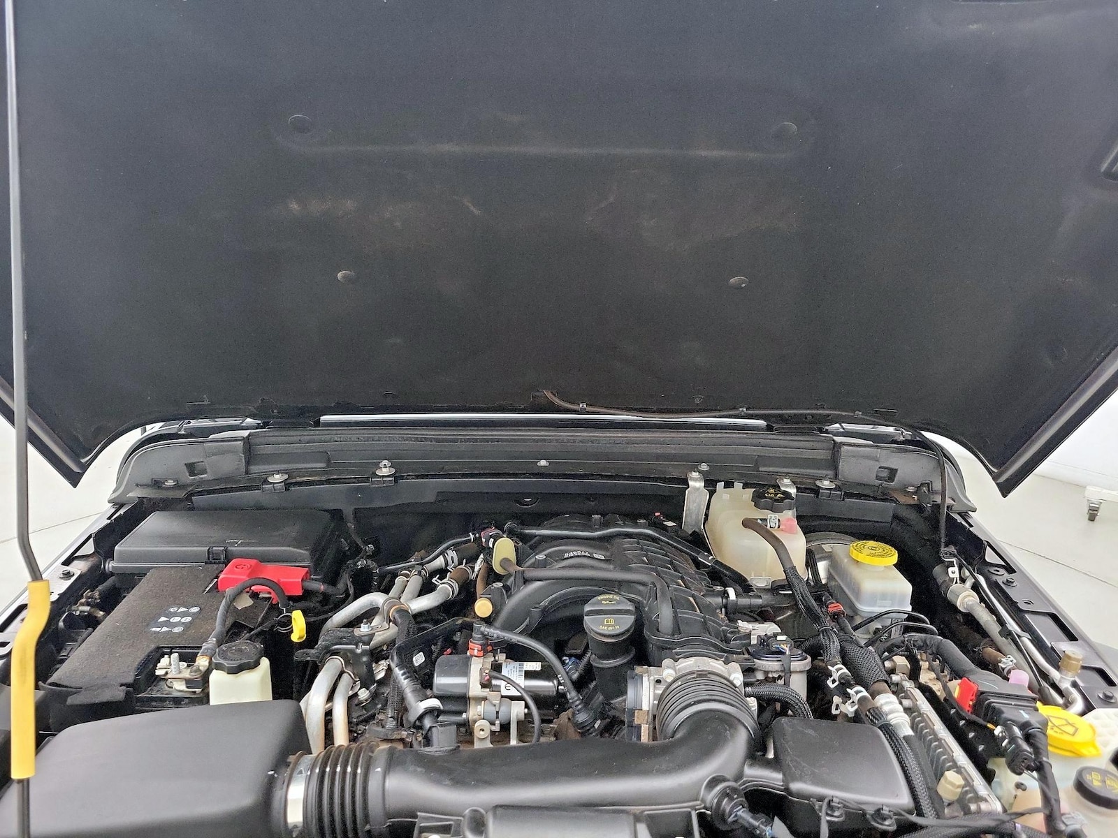2023 Jeep Wrangler 4-Door Sport - Photo 22