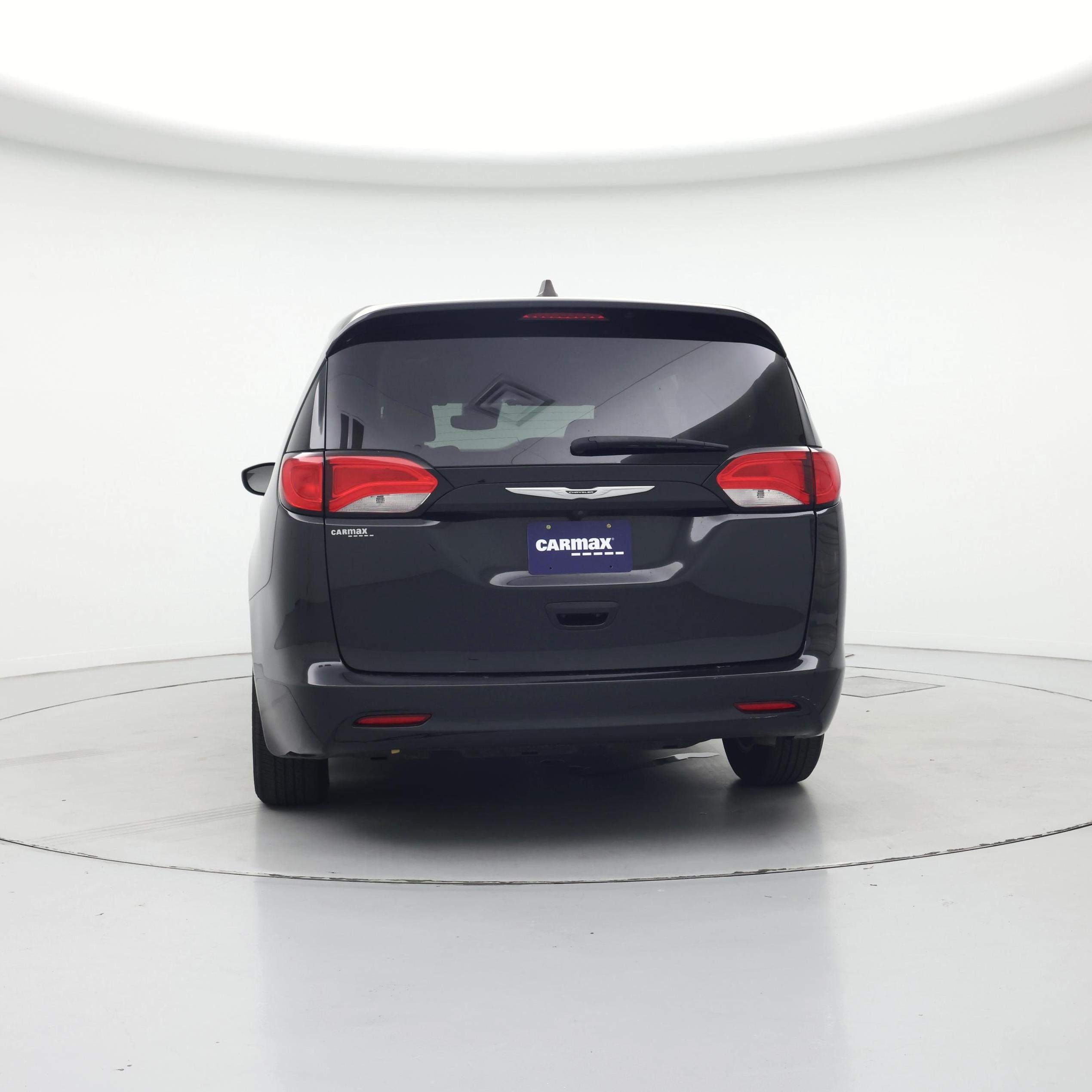 Thumbnail: 2023 Chrysler Voyager - 6