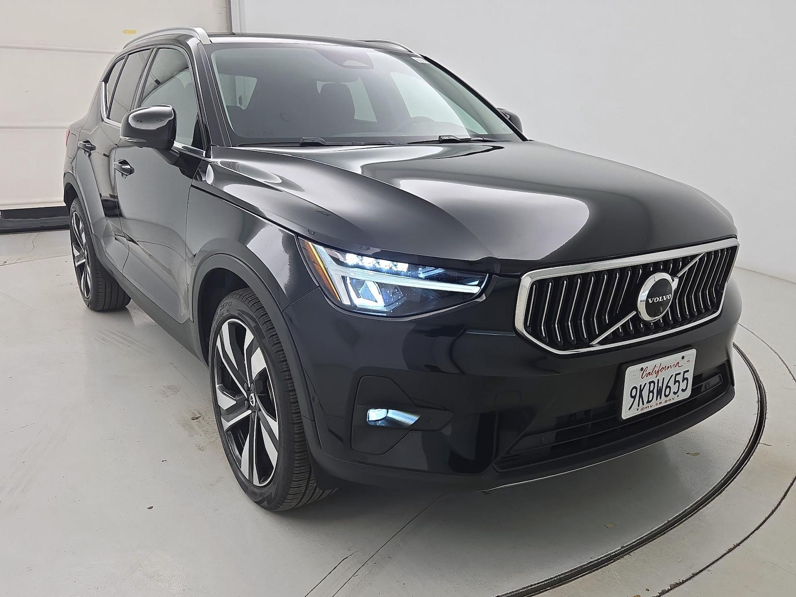 2023 Volvo XC40