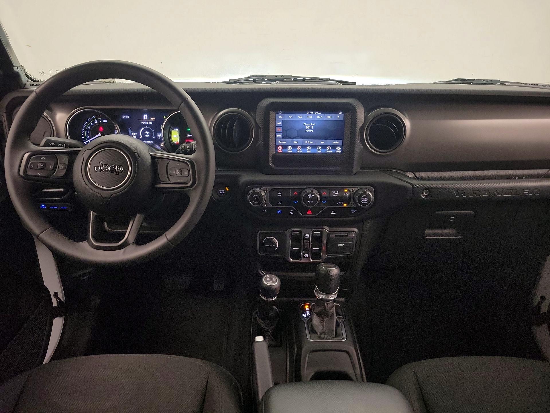 Thumbnail: 2023 Jeep Wrangler - 9