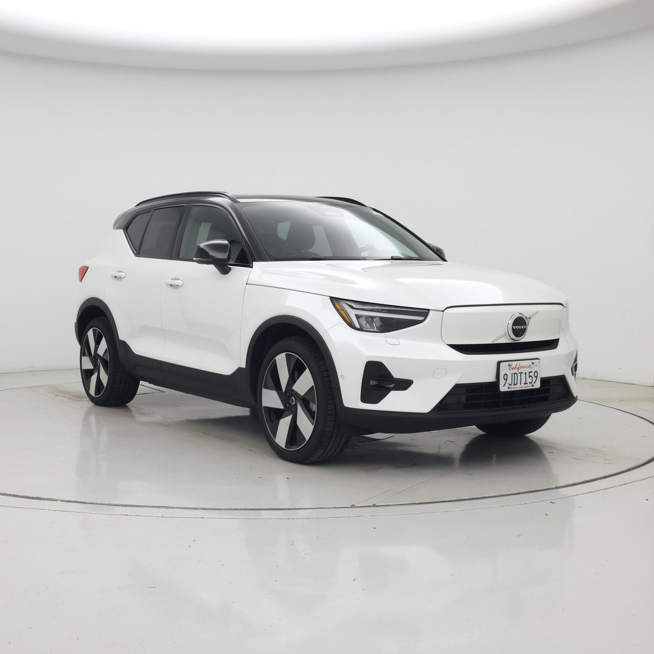 White 2023 Volvo XC40 Recharge SUV / Crossover All-Wheel Drive Automatic