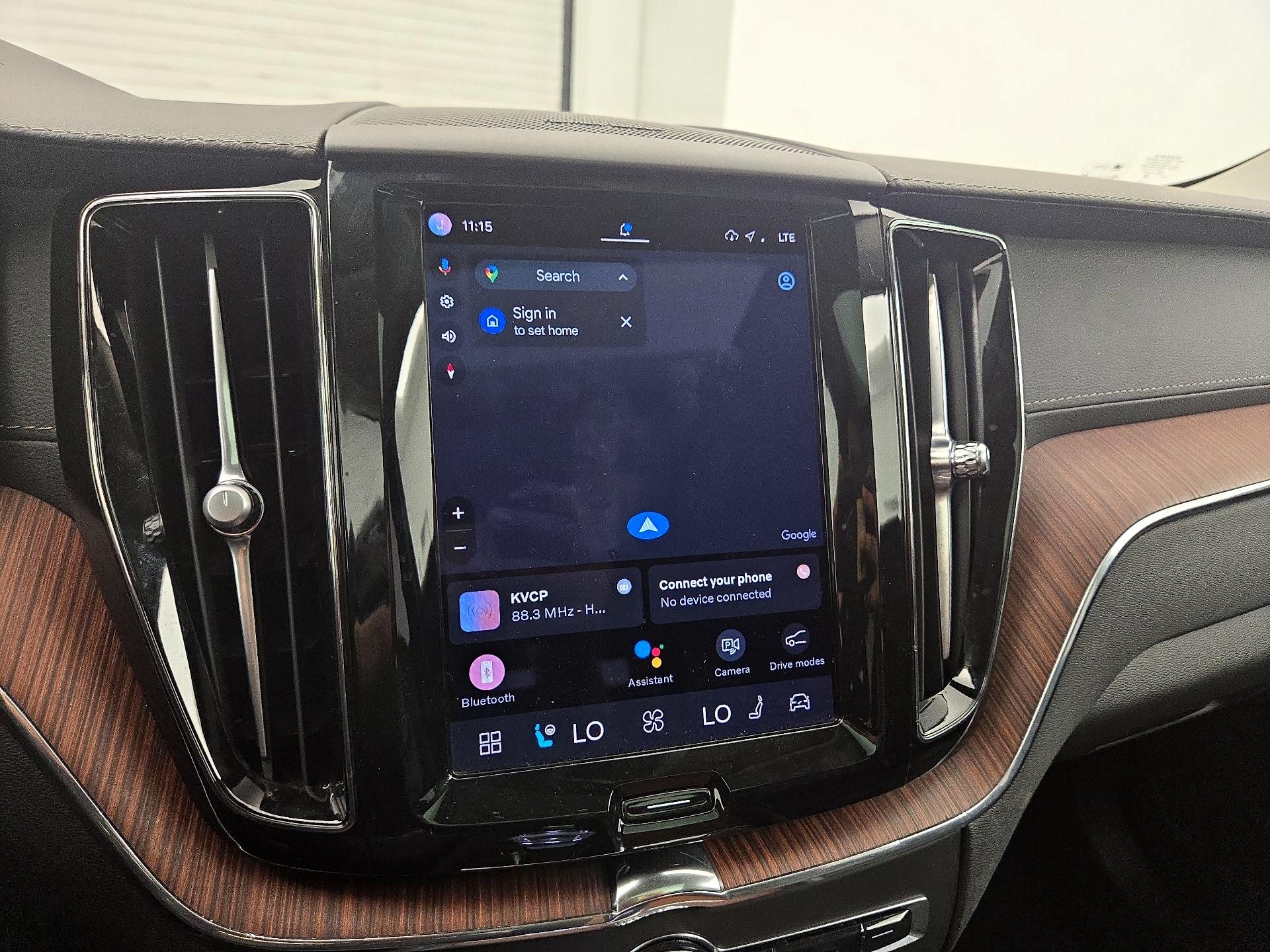 Thumbnail: 2023 Volvo XC60 - 12