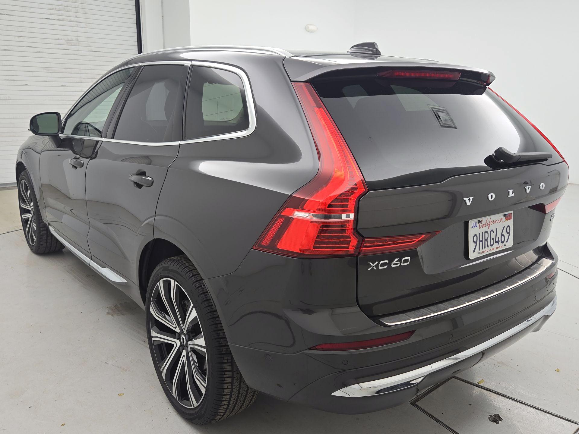 Thumbnail: 2023 Volvo XC60 - 7