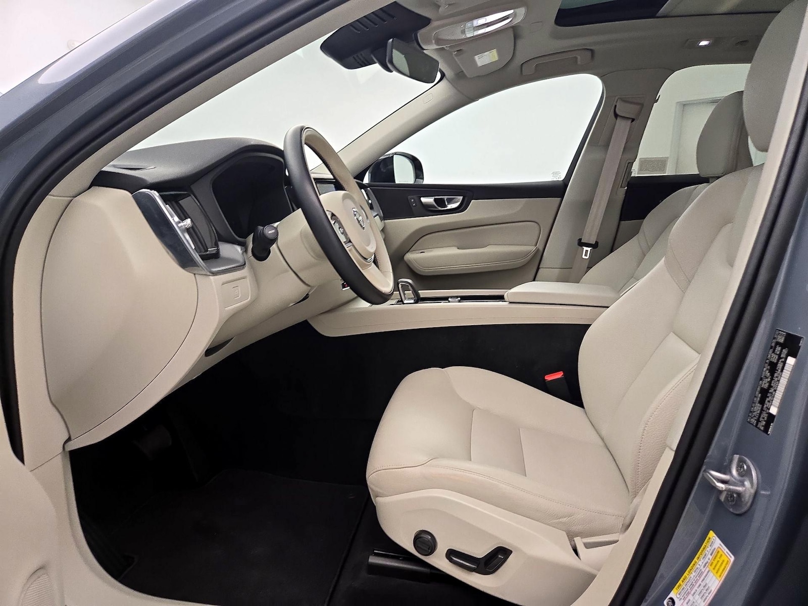2024 Volvo XC60 Core - Photo 12