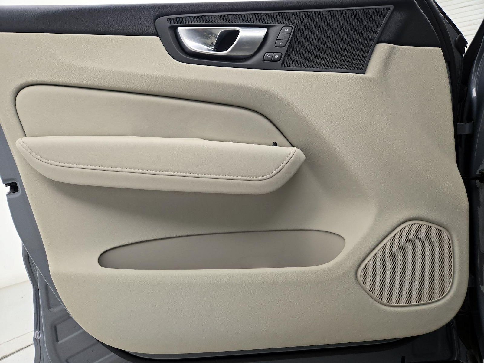 2024 Volvo XC60 Core - Photo 13