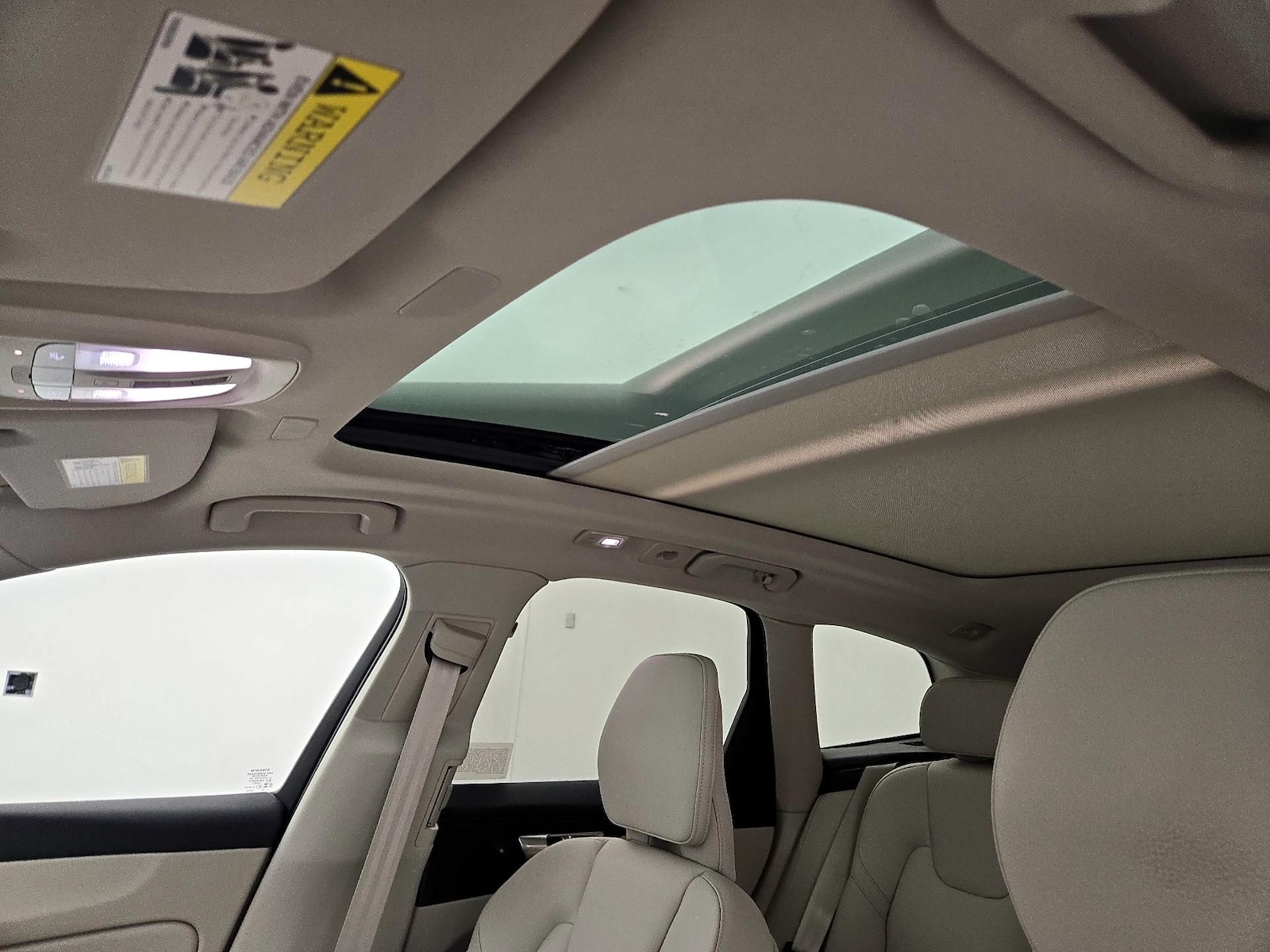 2024 Volvo XC60 Core - Photo 21