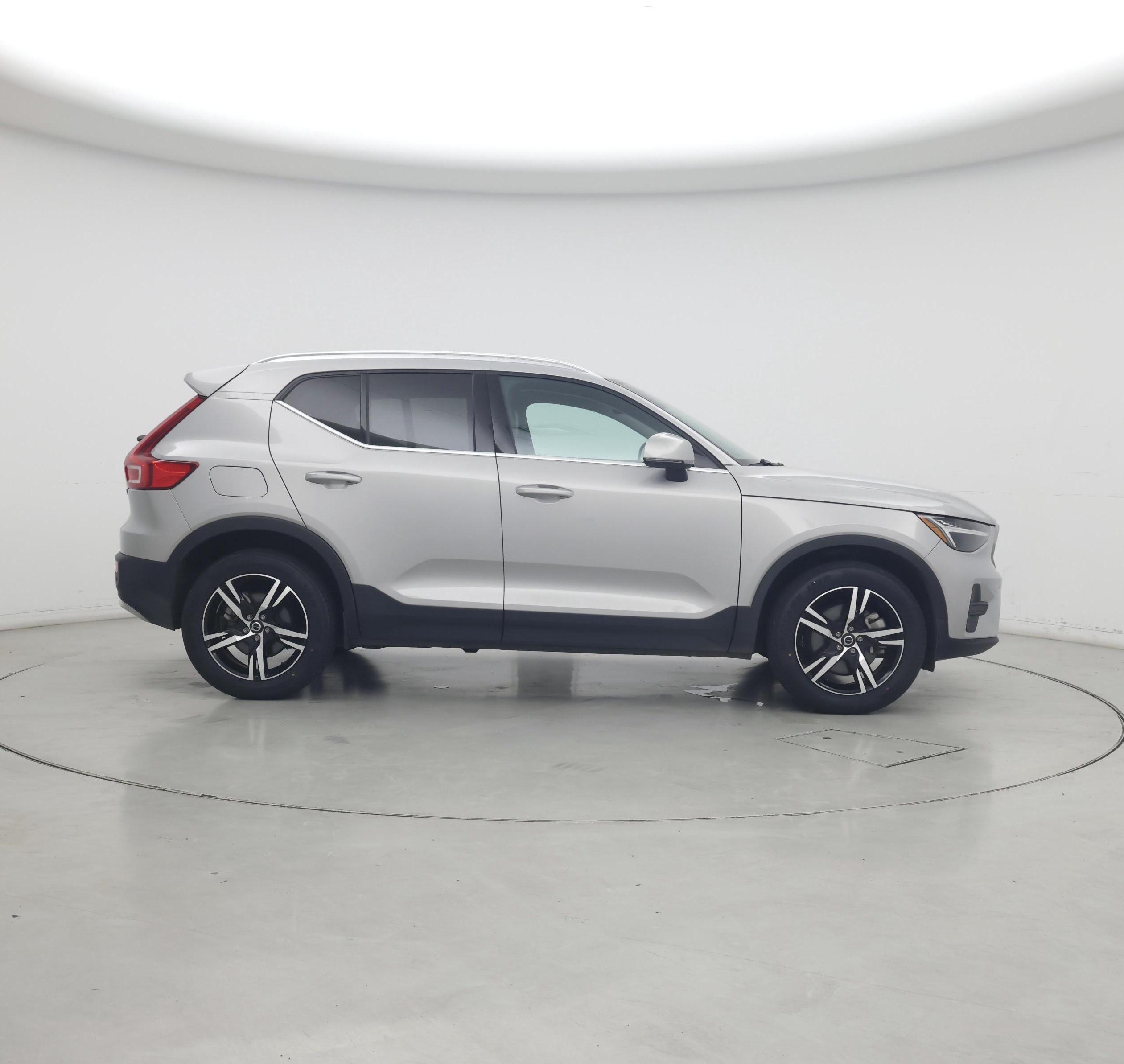 Thumbnail: 2024 Volvo XC40 - 7