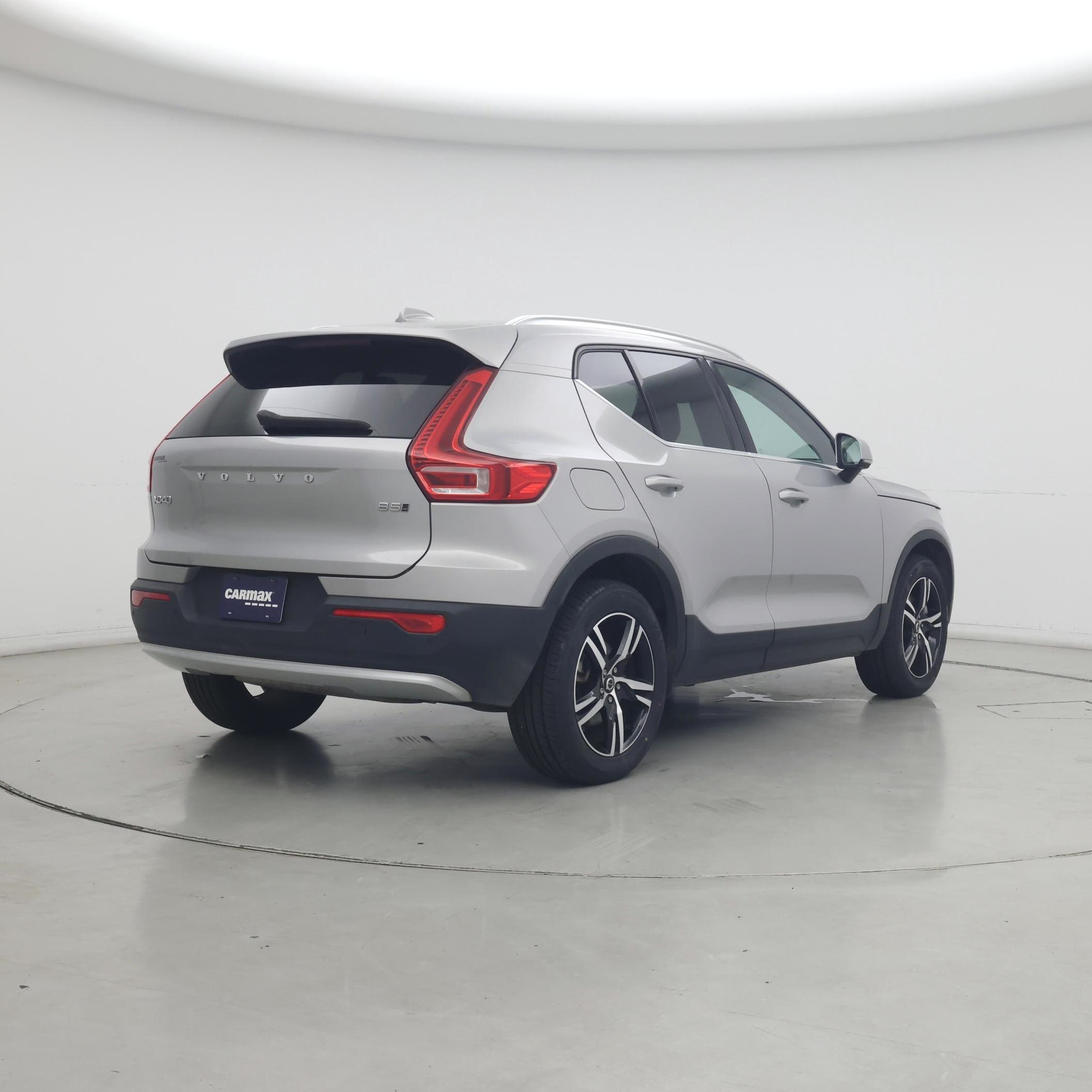 Thumbnail: 2024 Volvo XC40 - 8