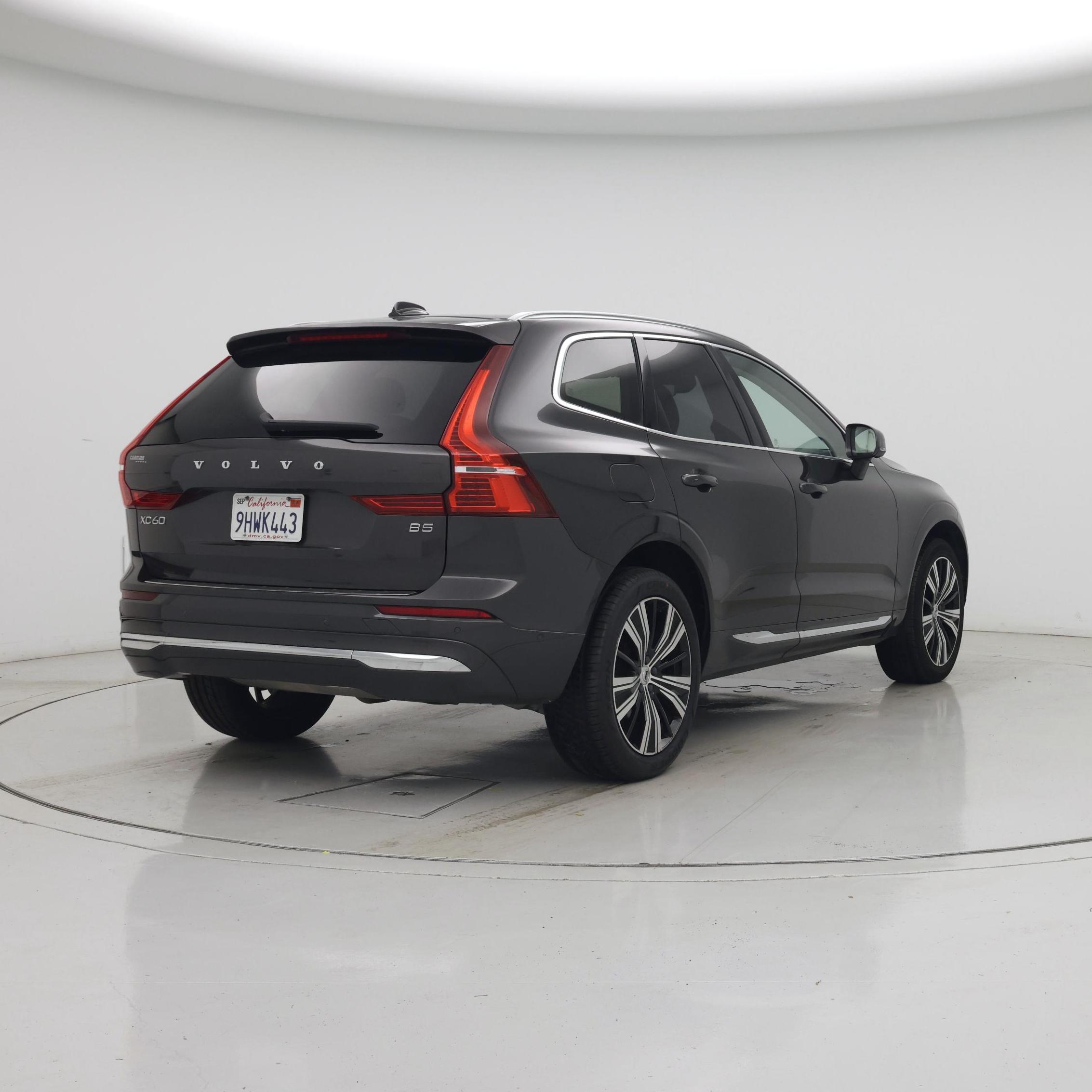 Thumbnail: 2023 Volvo XC60 - 8