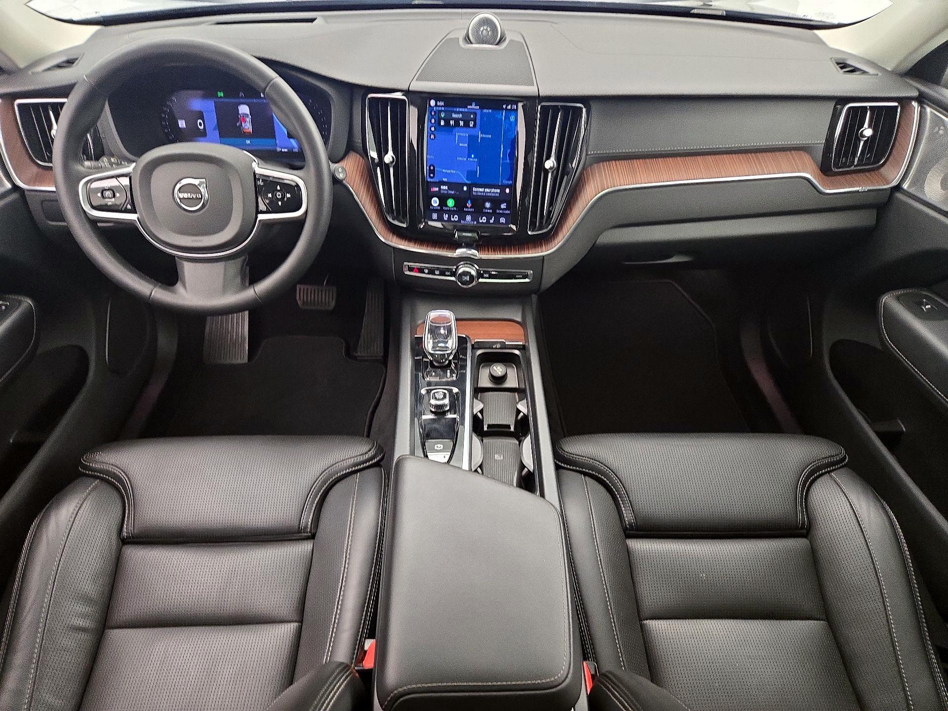 Thumbnail: 2023 Volvo XC60 - 9